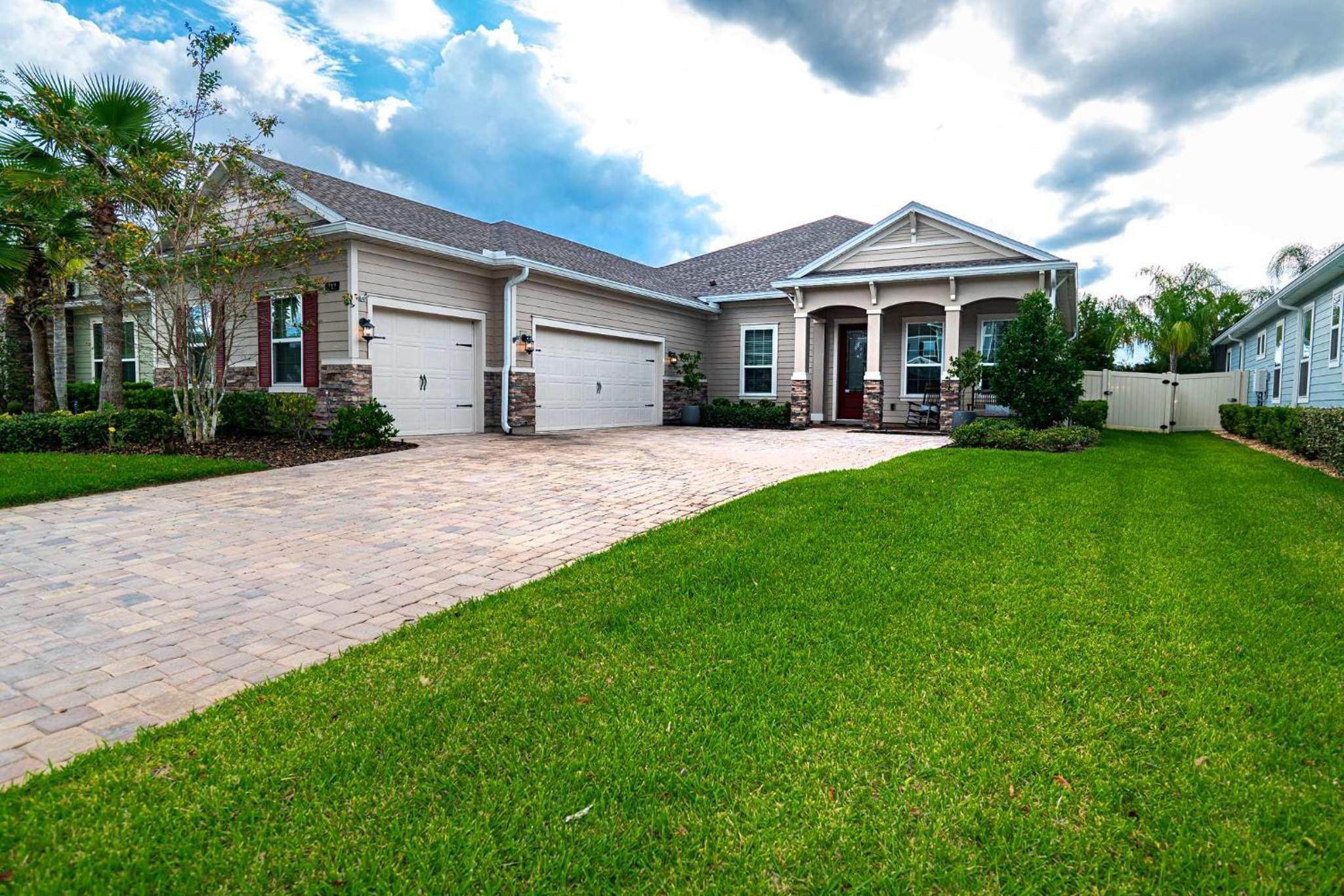 Immaculate 4-3 single family home in Markland-WGV view 4