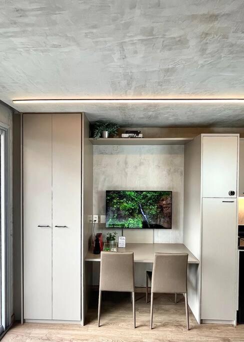413 Studio em Pinheiros Próximo da Avenida Faria Lima