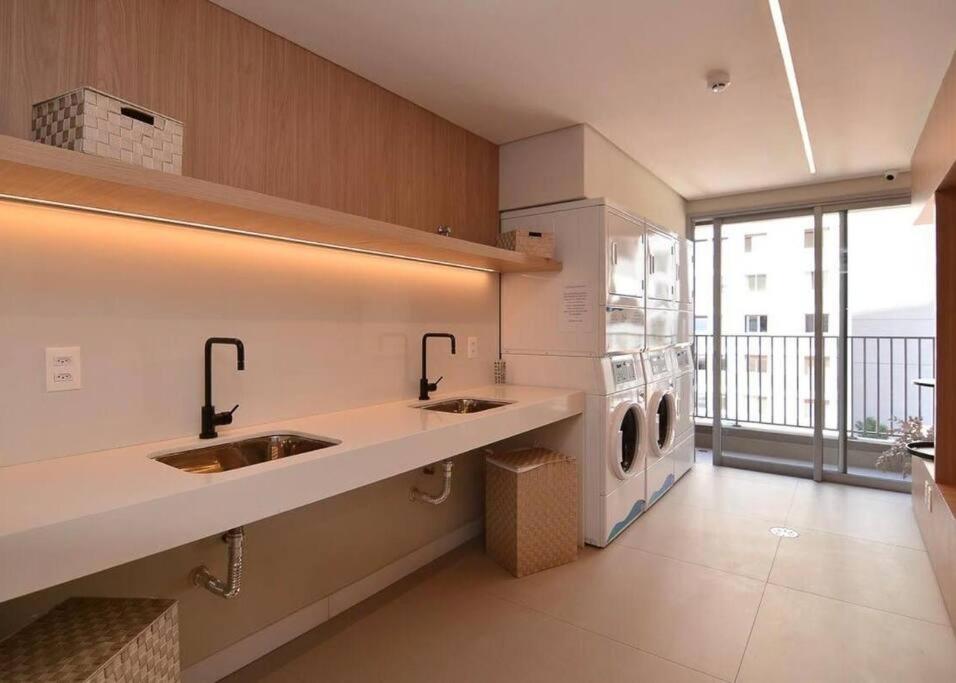 413 Studio em Pinheiros Próximo da Avenida Faria Lima