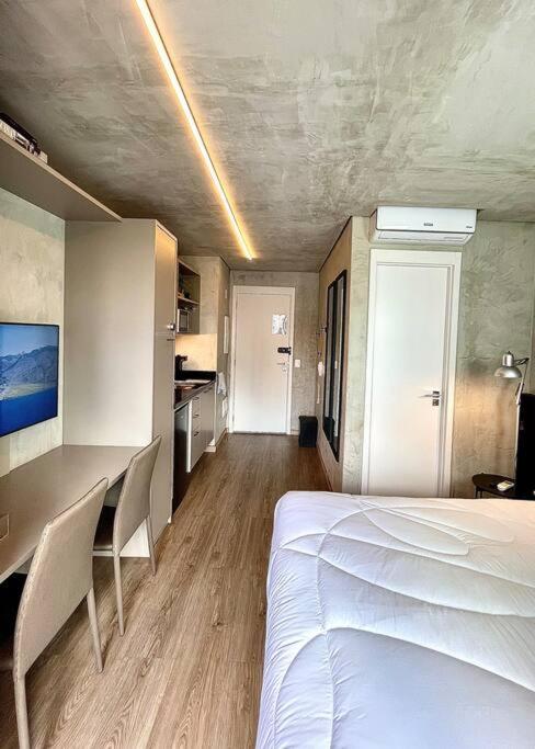 413 Studio em Pinheiros Próximo da Avenida Faria Lima