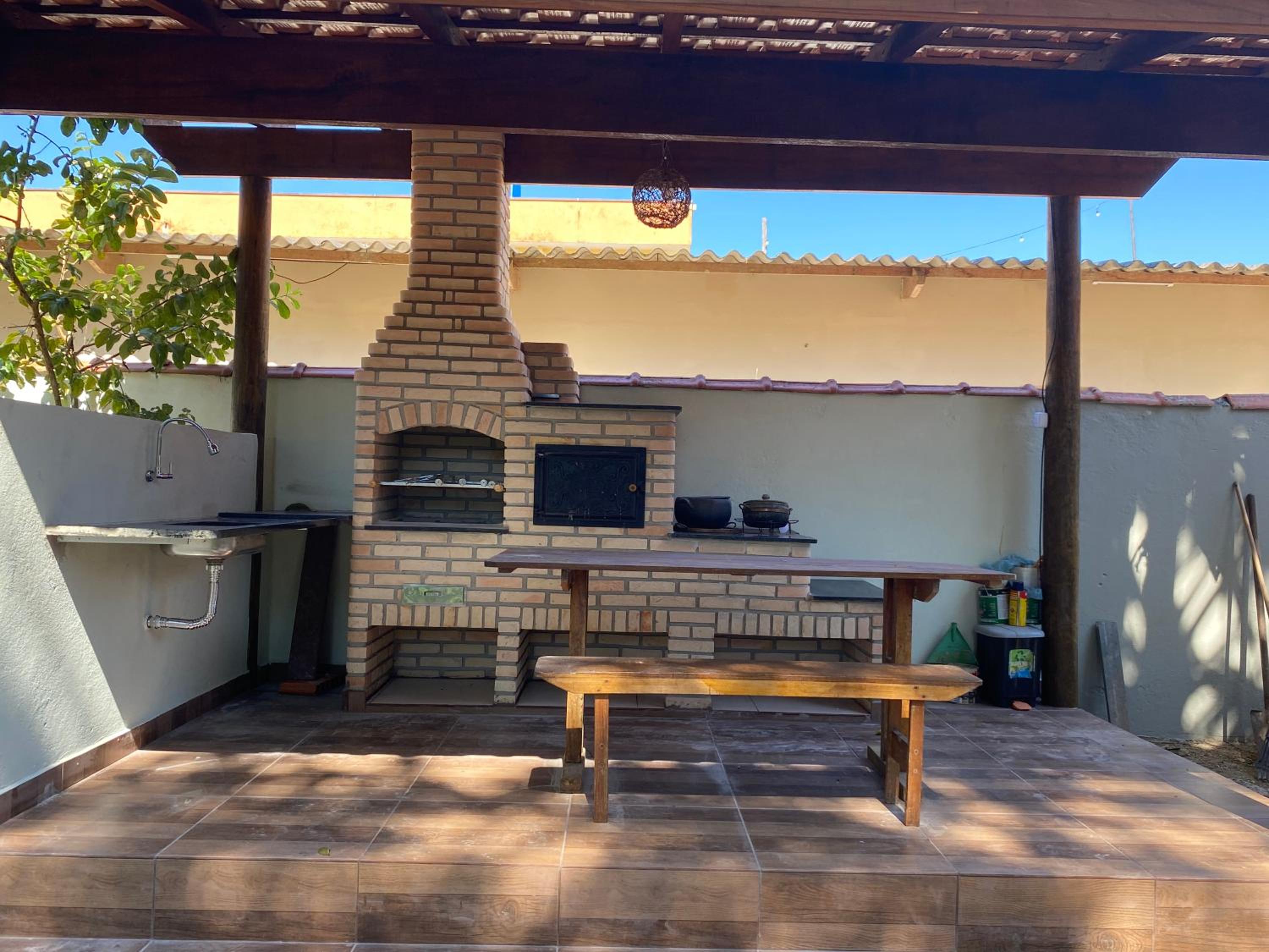 LARA'S HOUSE