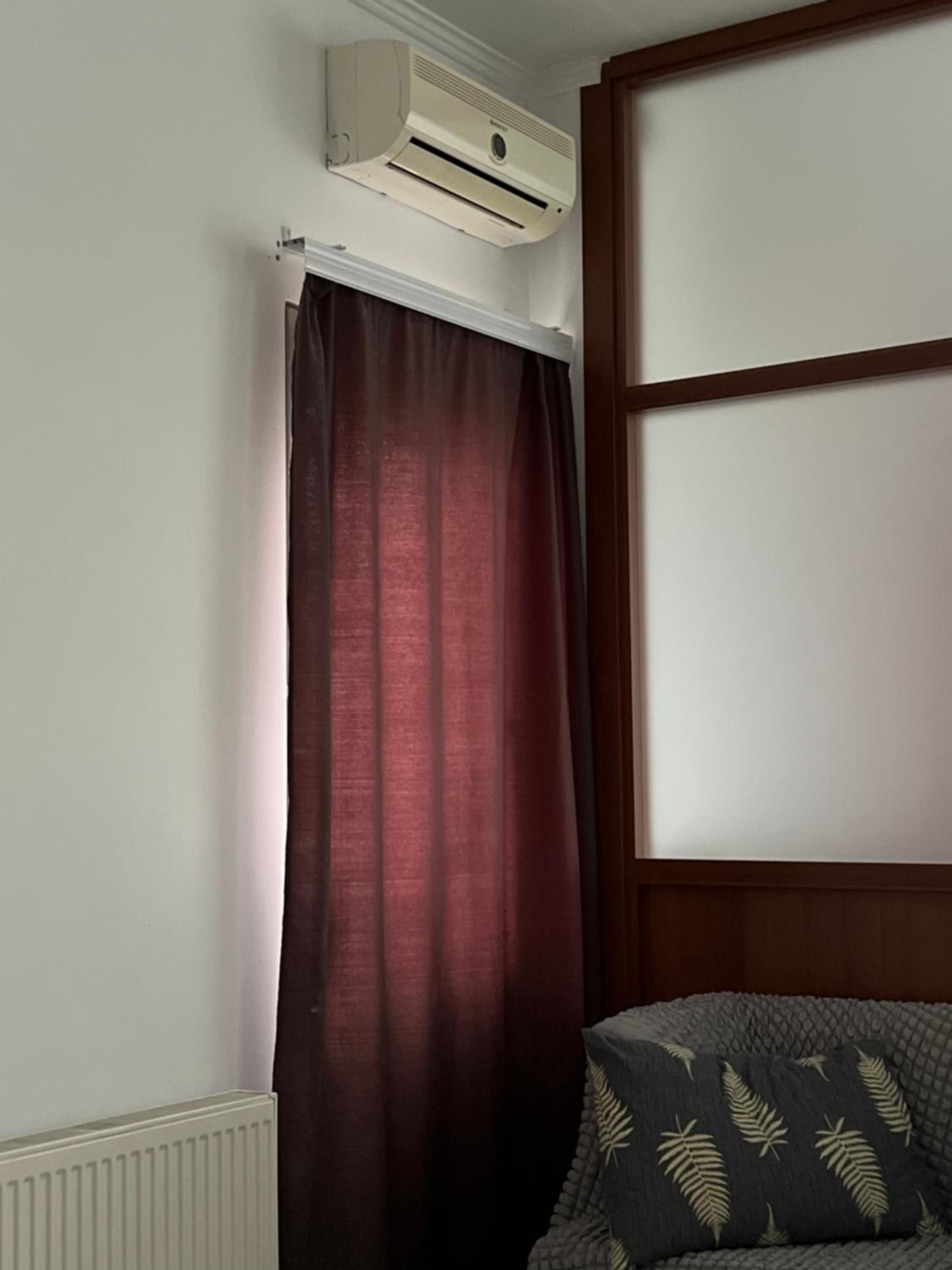 2 bedrooms Central Apartment view 3