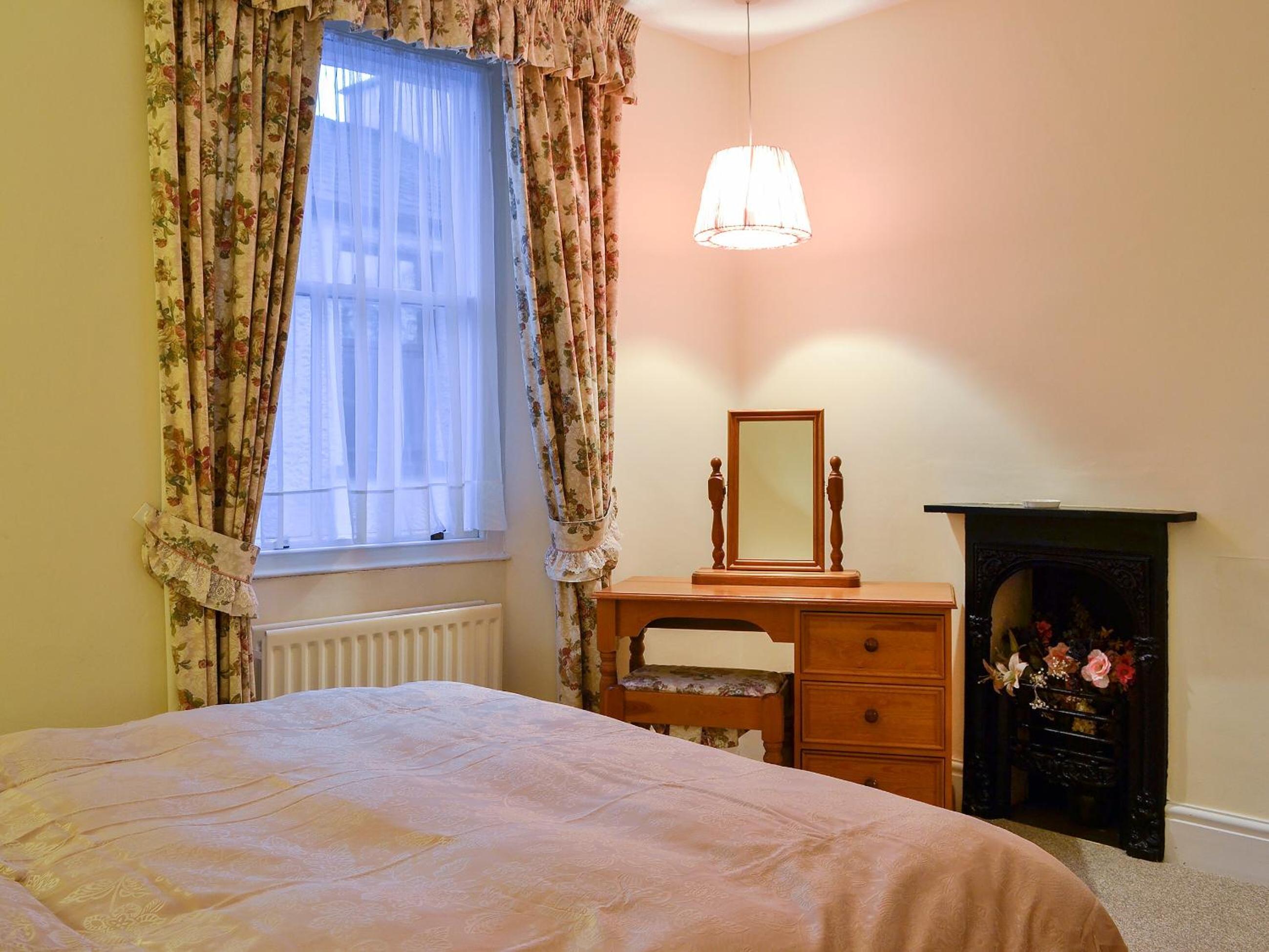 Pear Tree Cottage view 5