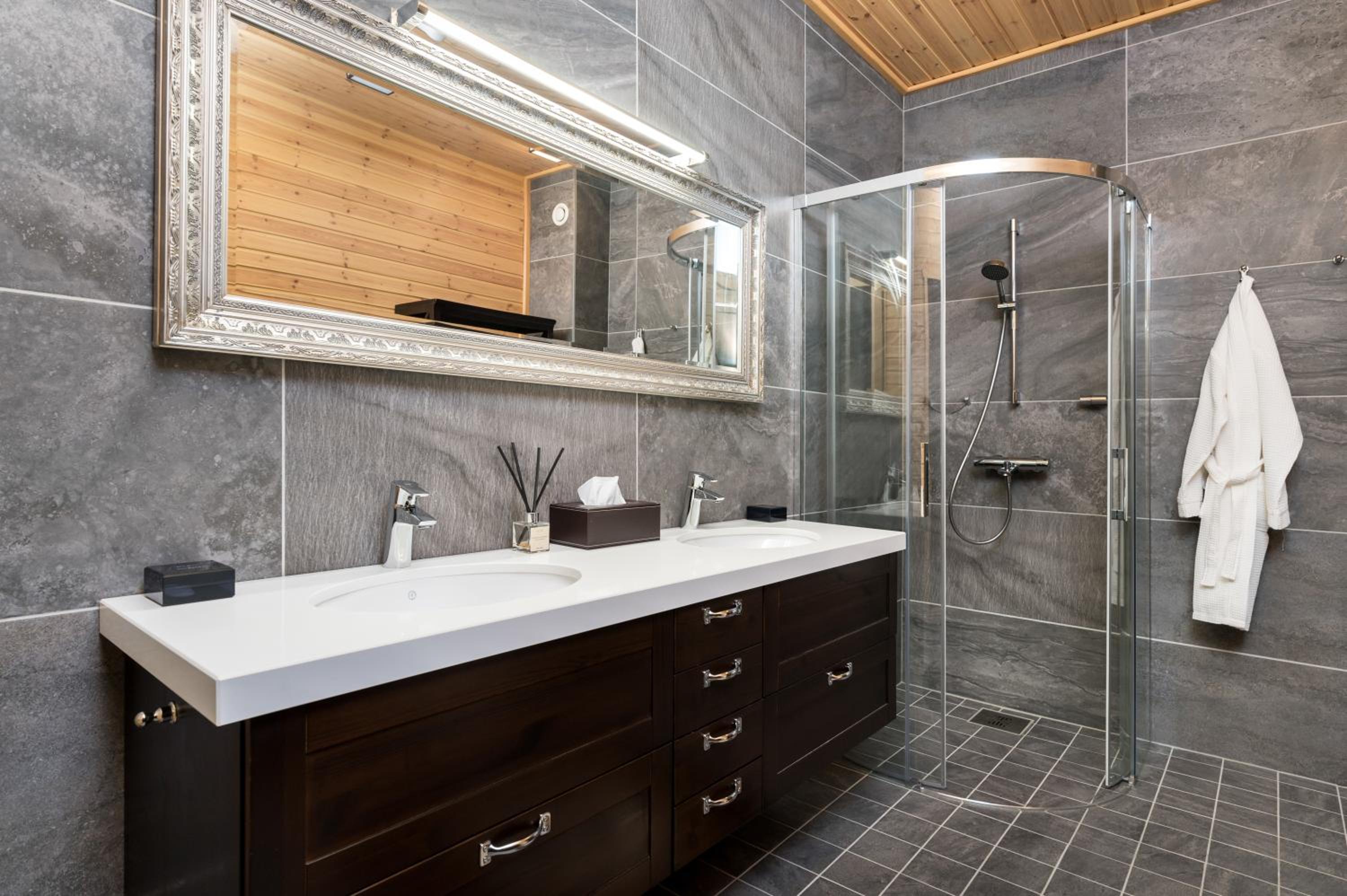 Woodland Retreat Lodge