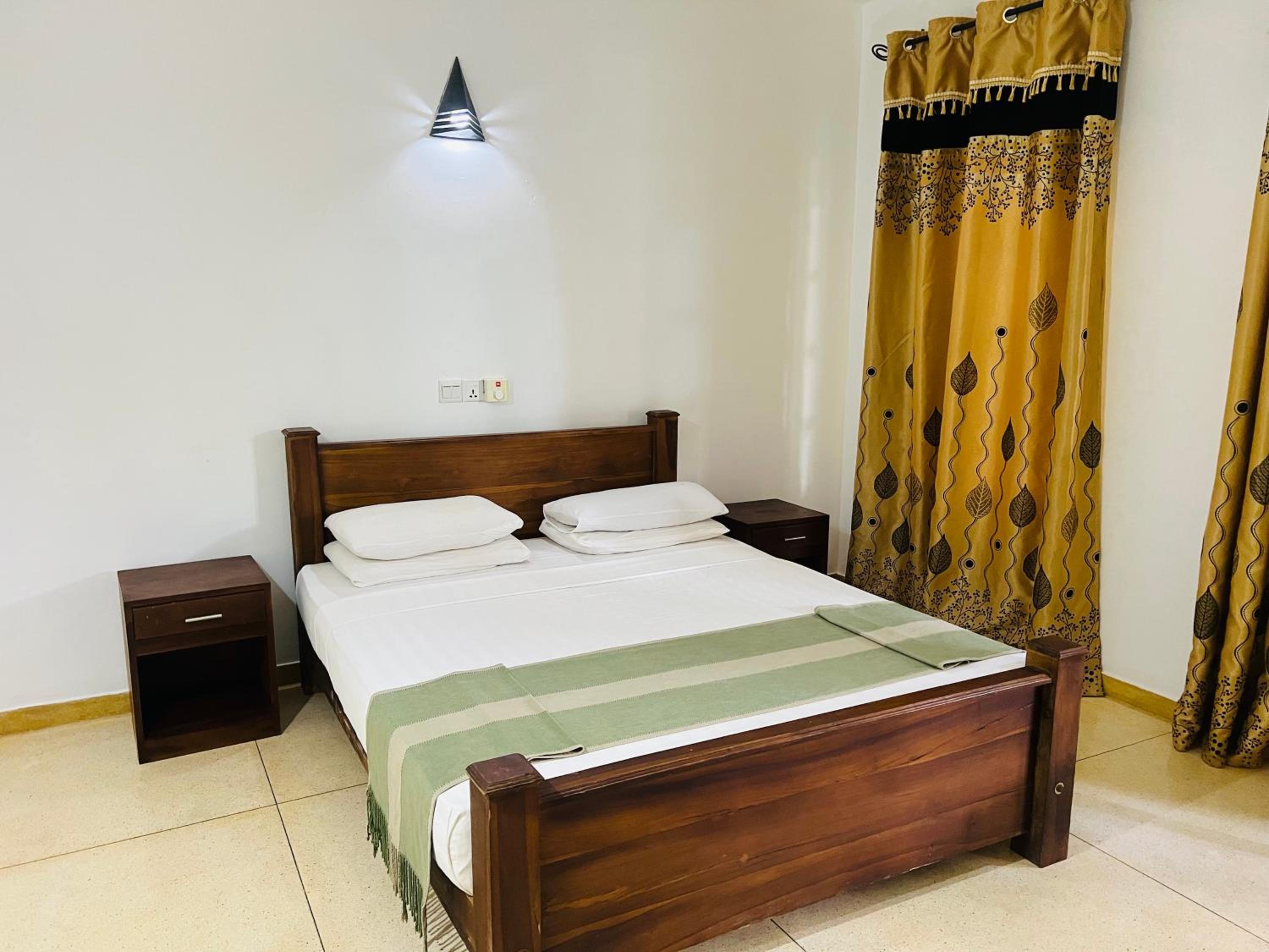 Kingfisher Resort & Retreat Sigiriya view 5