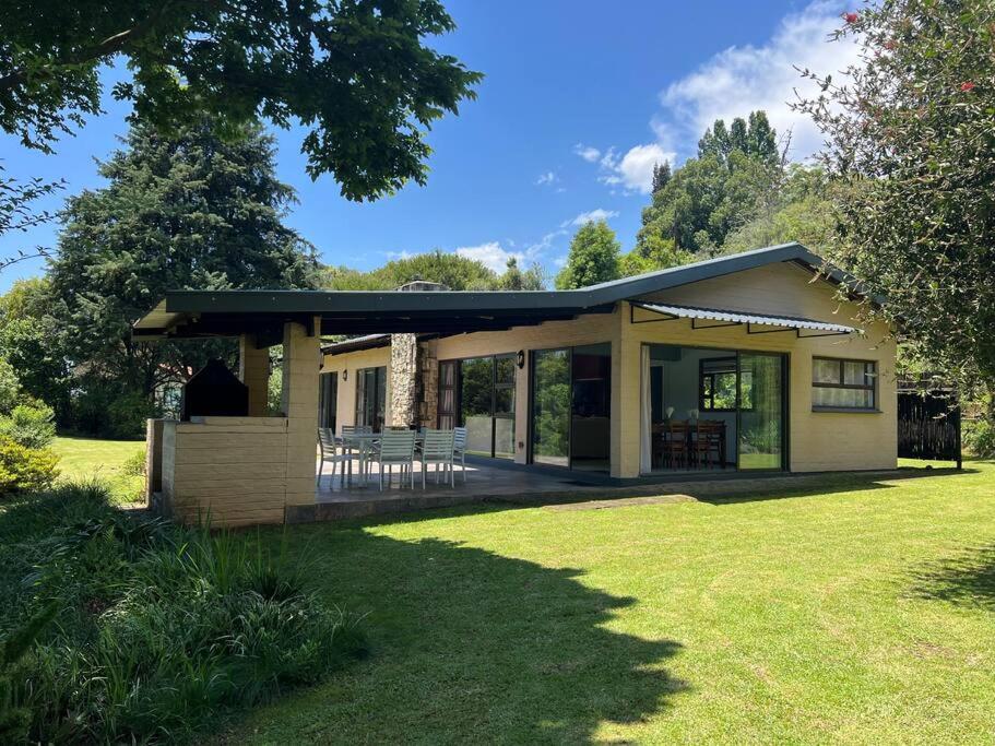 Berg Escape Poplar - Spacious Family Home view 2