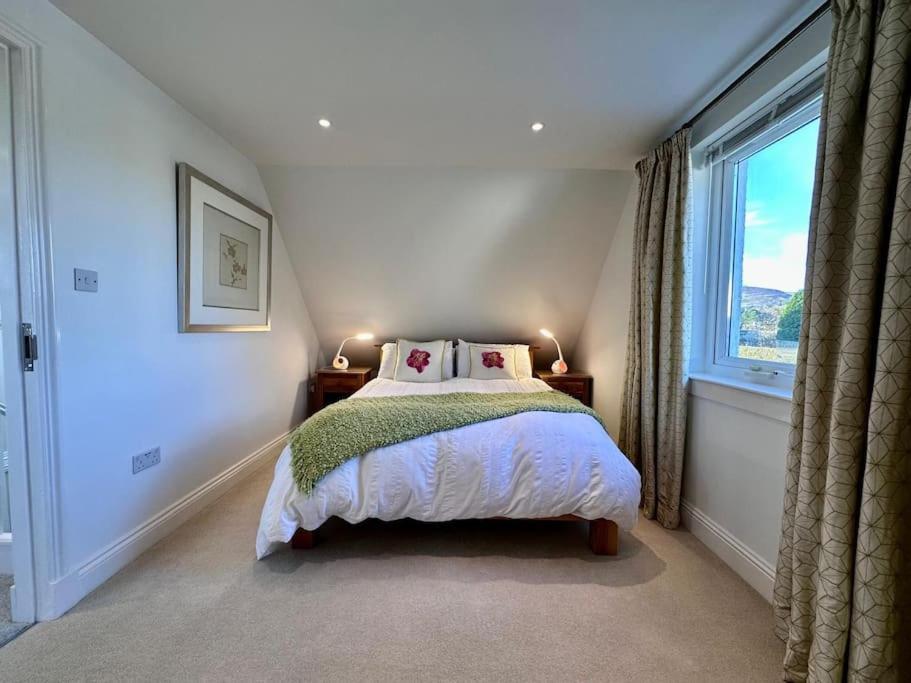 Luxury Countryside Escape for 4 view 5