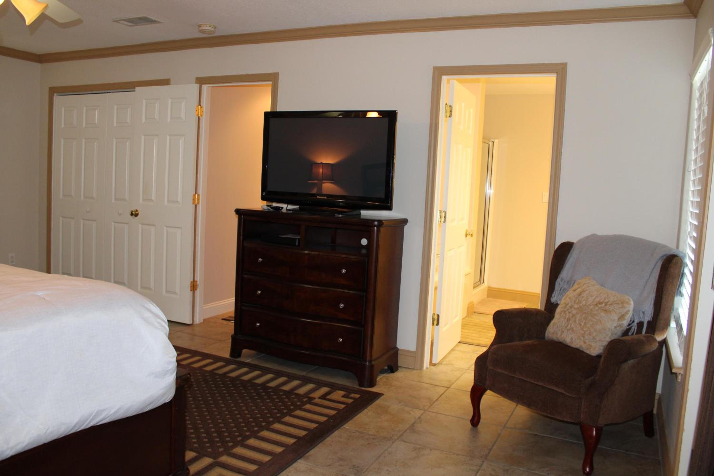 Central Retreat Condo