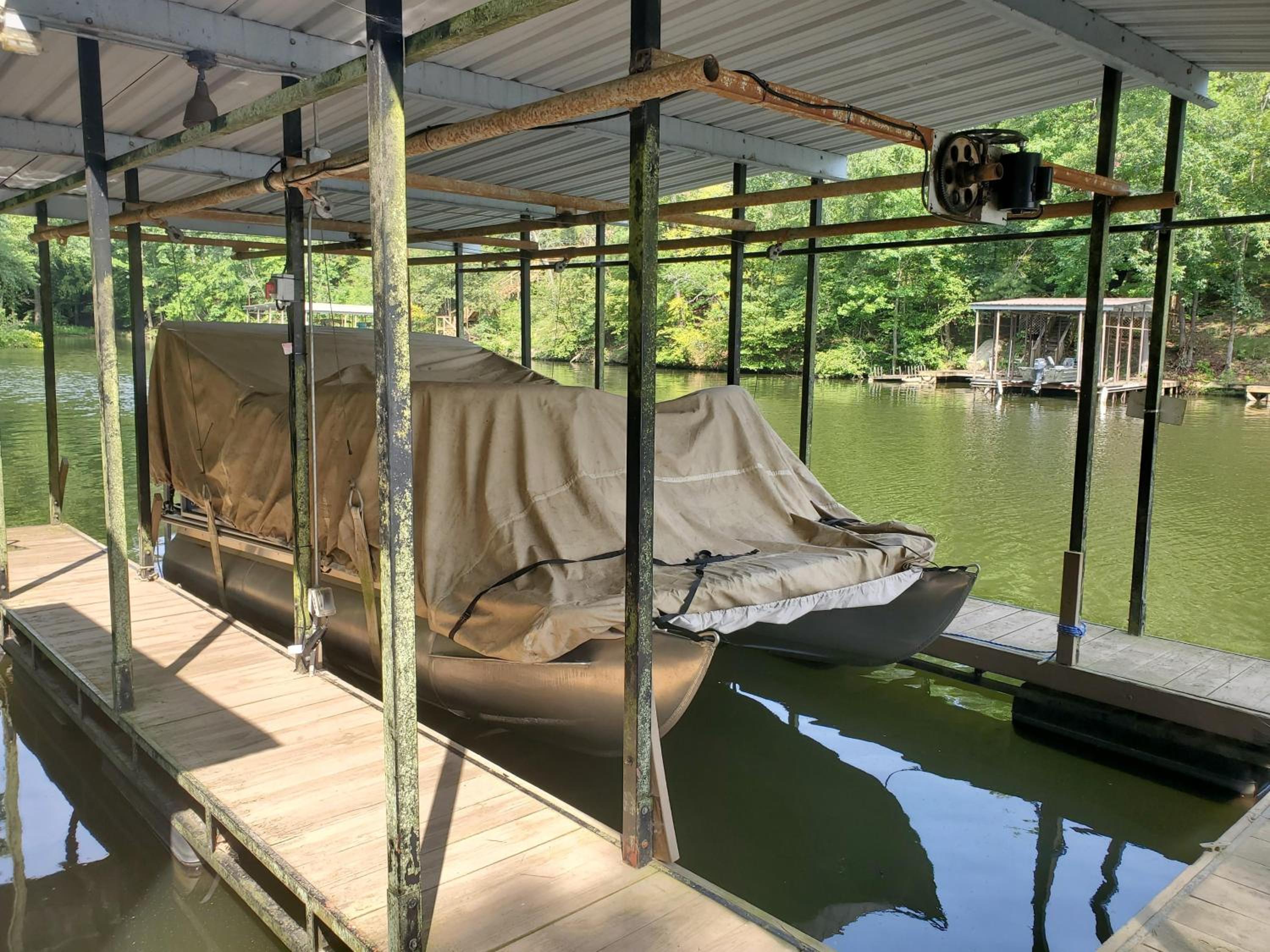 Lake Catherine Serenity Retreat