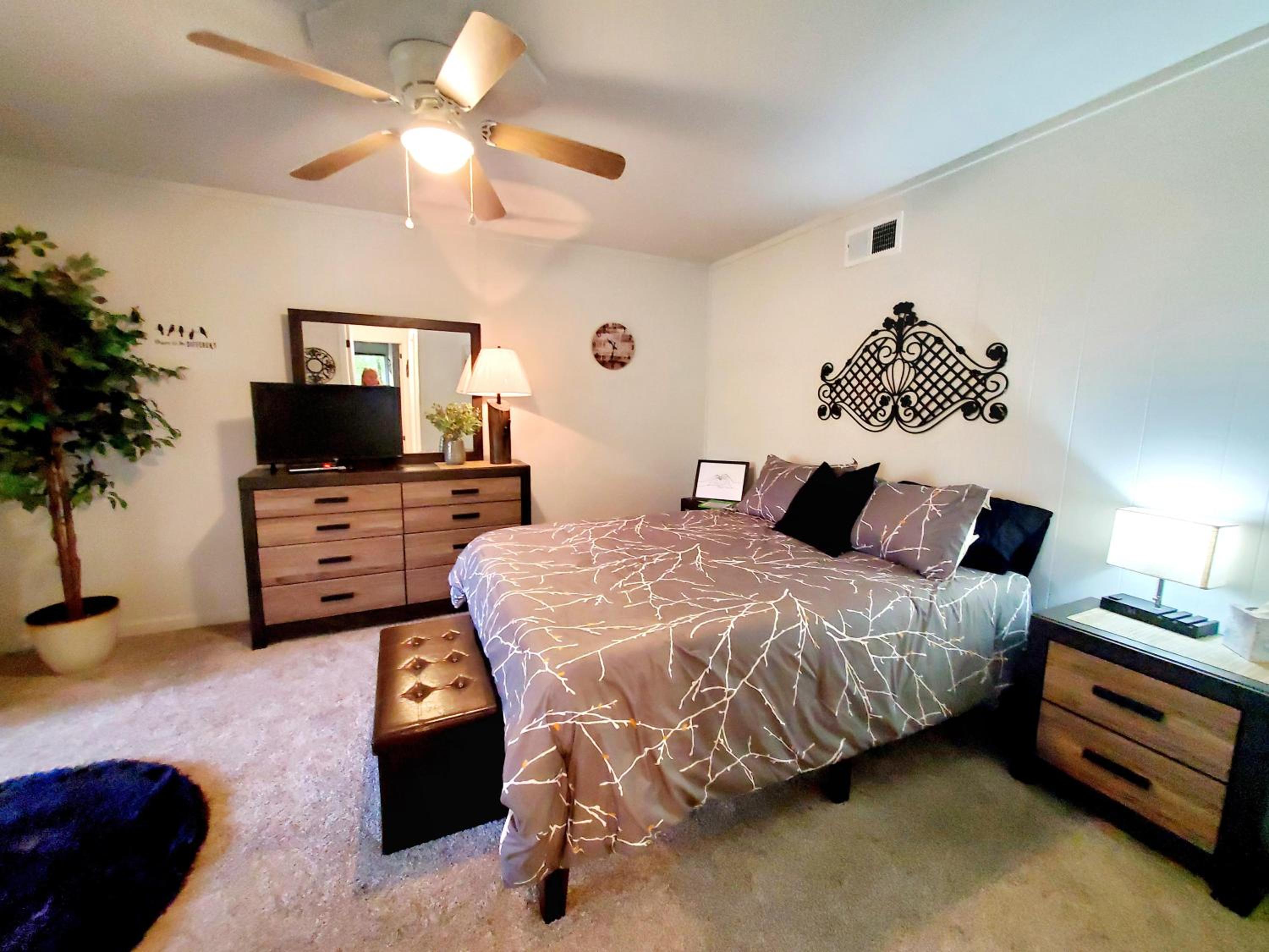 Lake Catherine Serenity Retreat