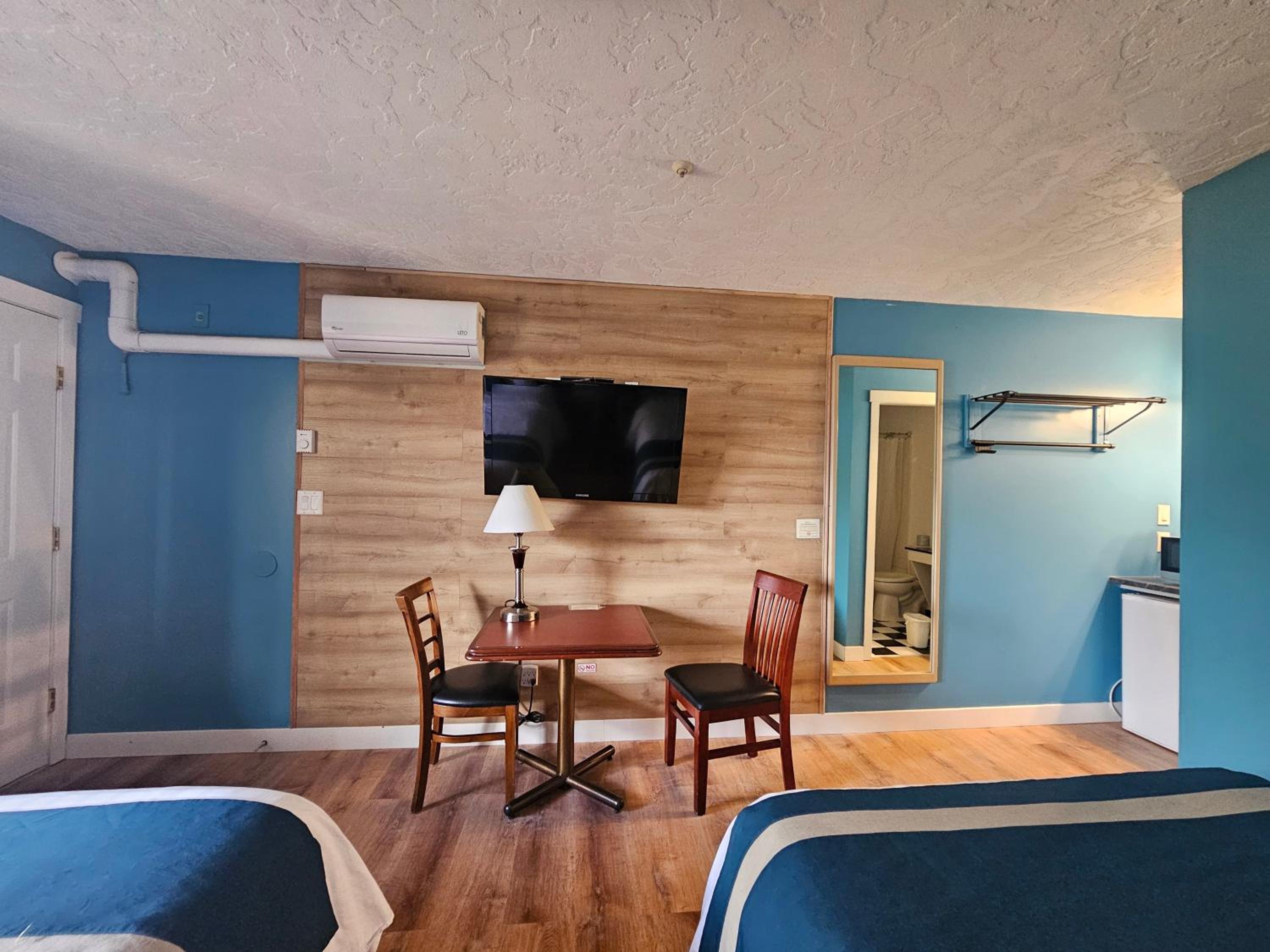 Harbour Light Motel