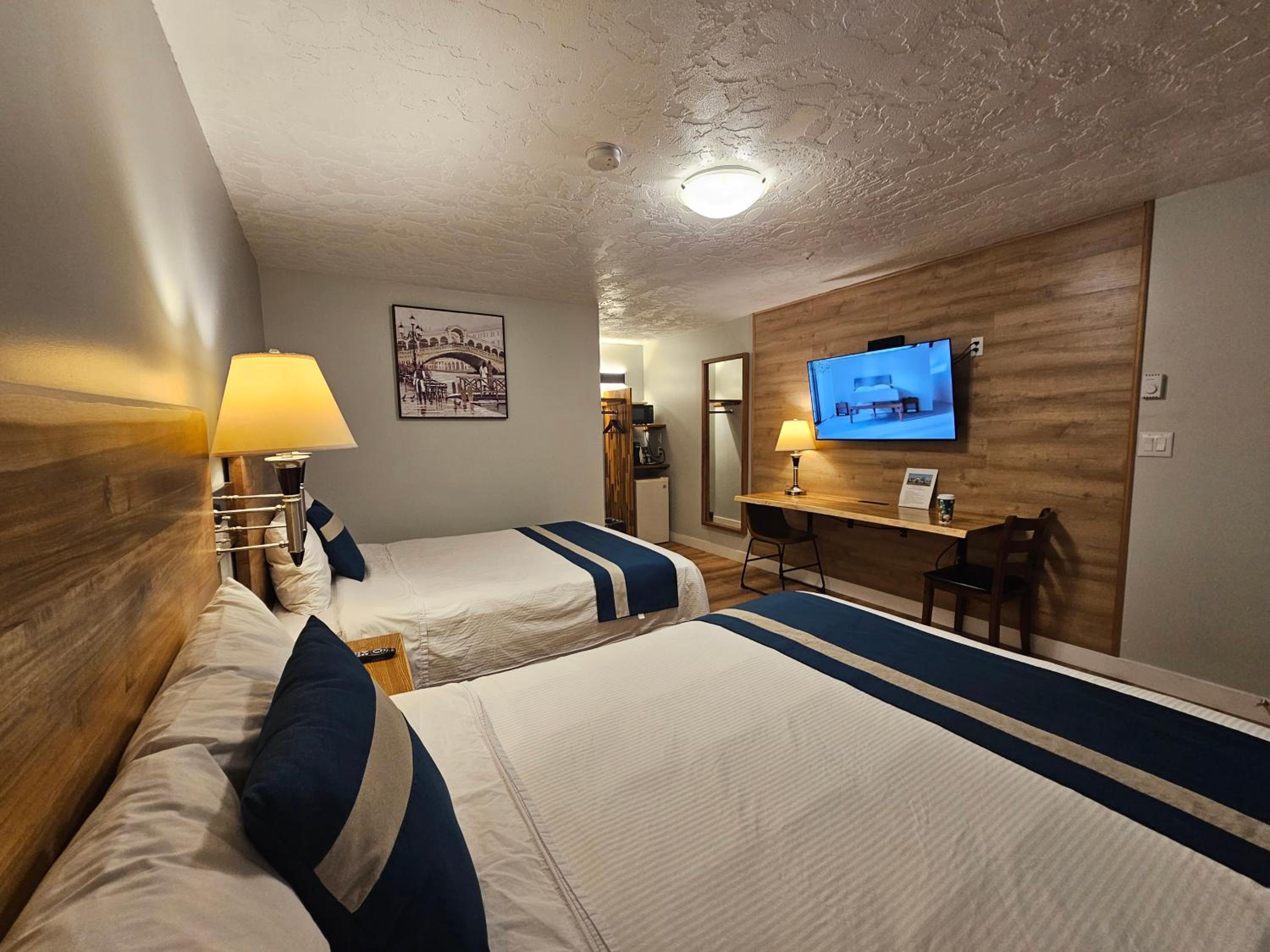 Harbour Light Motel