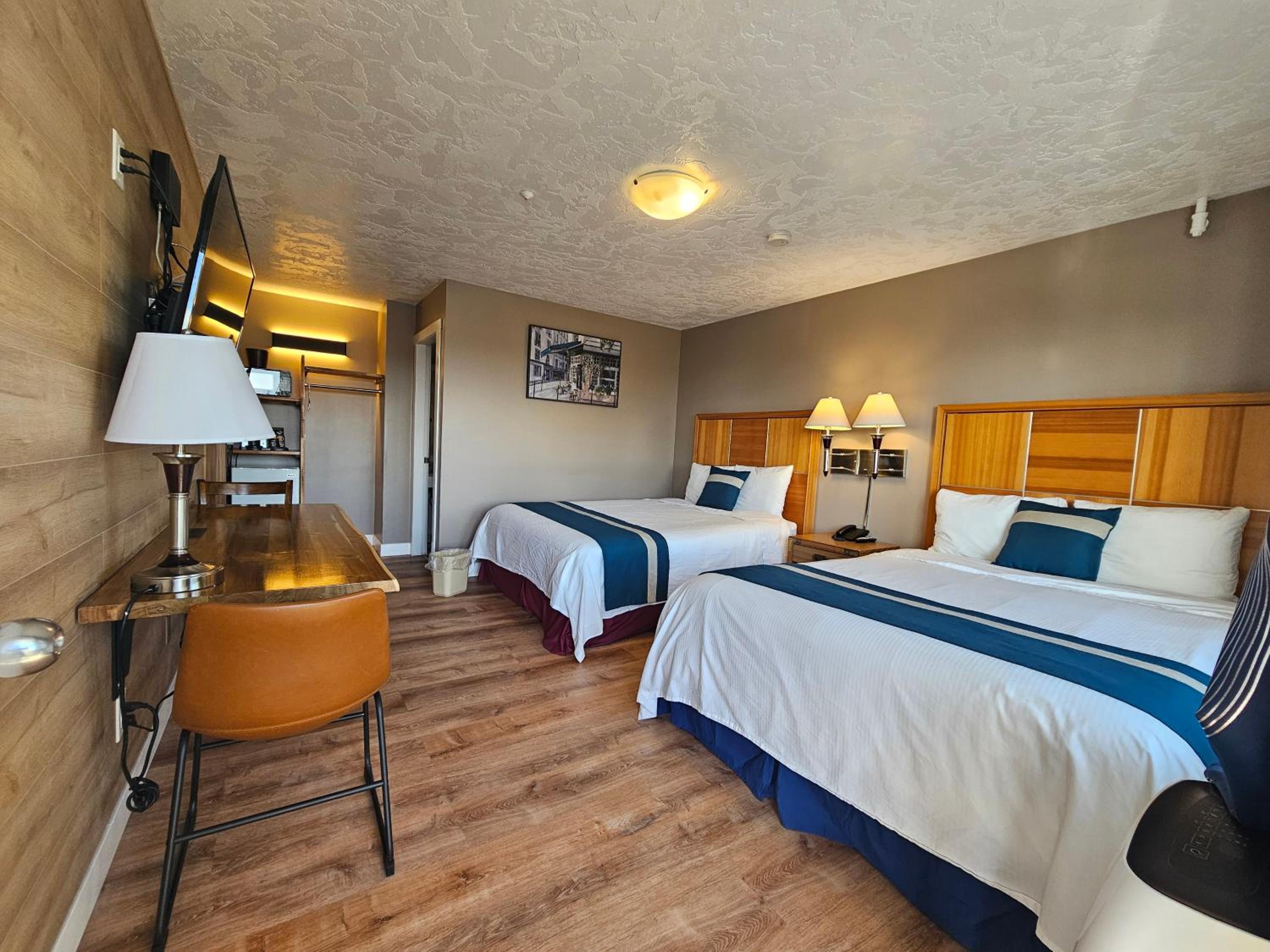 Harbour Light Motel