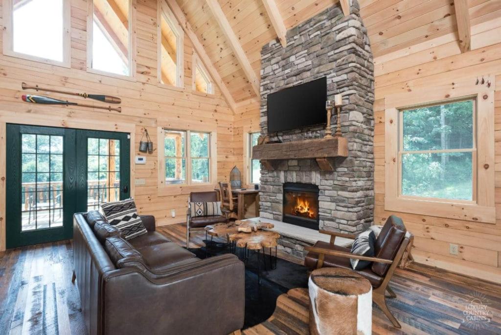 Coschocton Hills - 2 Luxury Log Cabins - Lake view 2