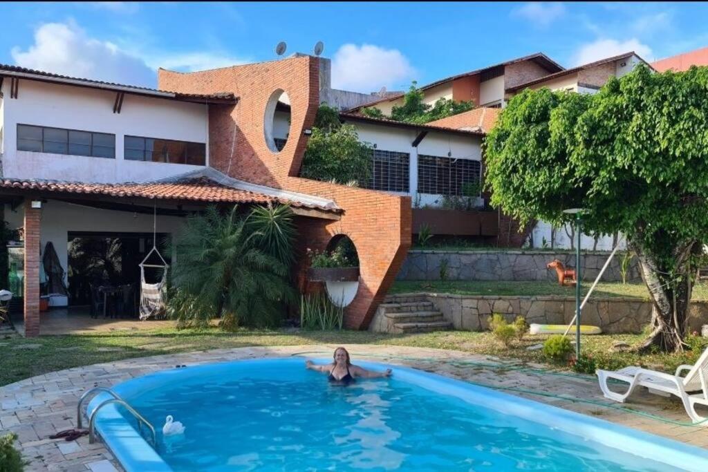 mansão com churrasqueira sinuca piscina aquecida