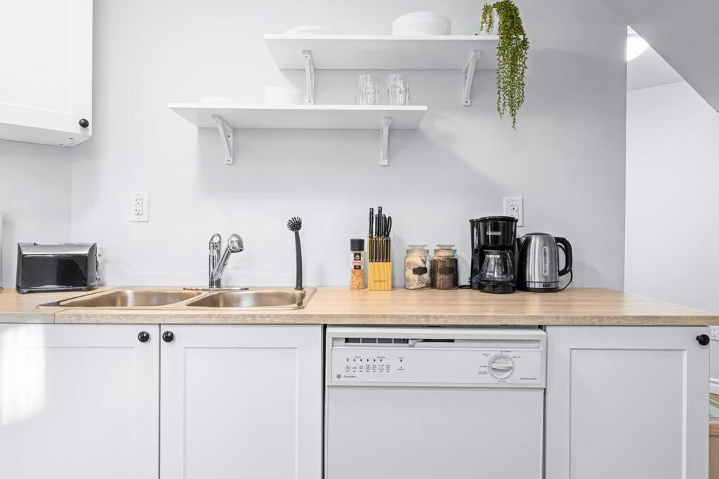 Charming 1-bed basement, Wi-Fi