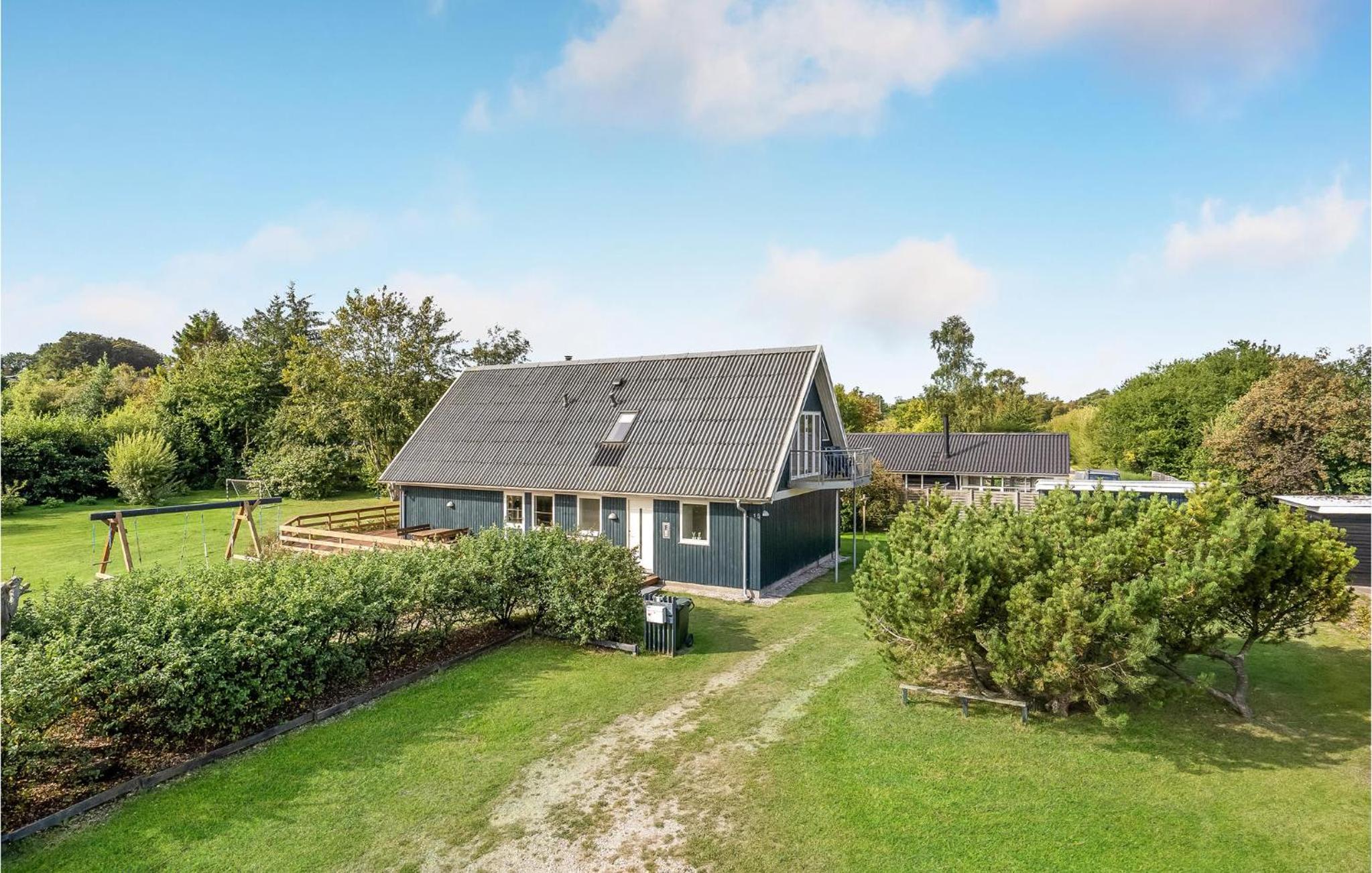 Amazing Home In Glesborg With Sauna