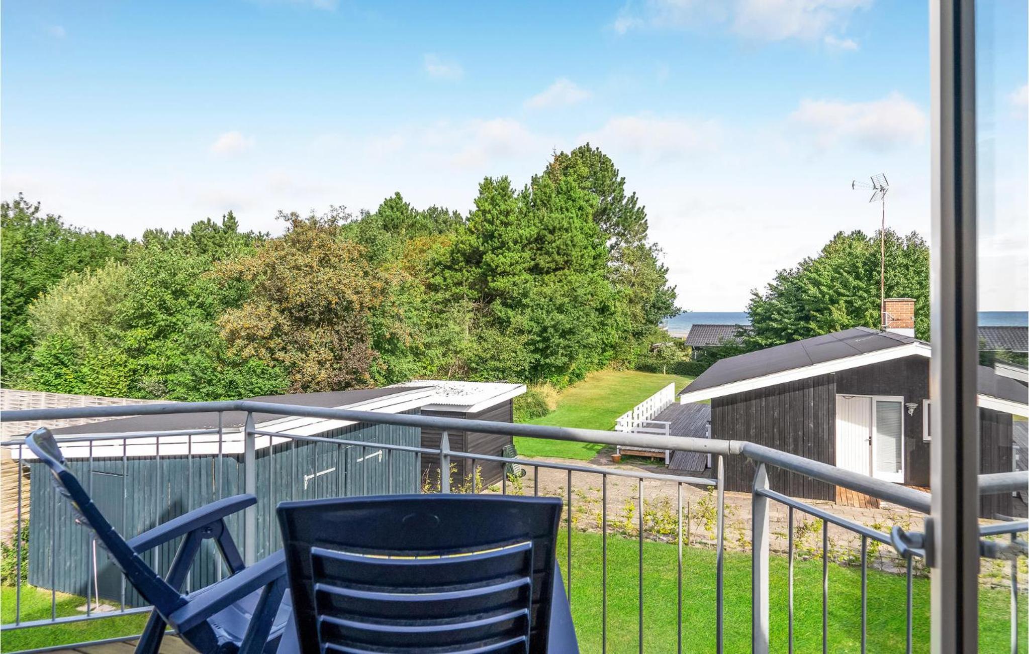 Amazing Home In Glesborg With Sauna