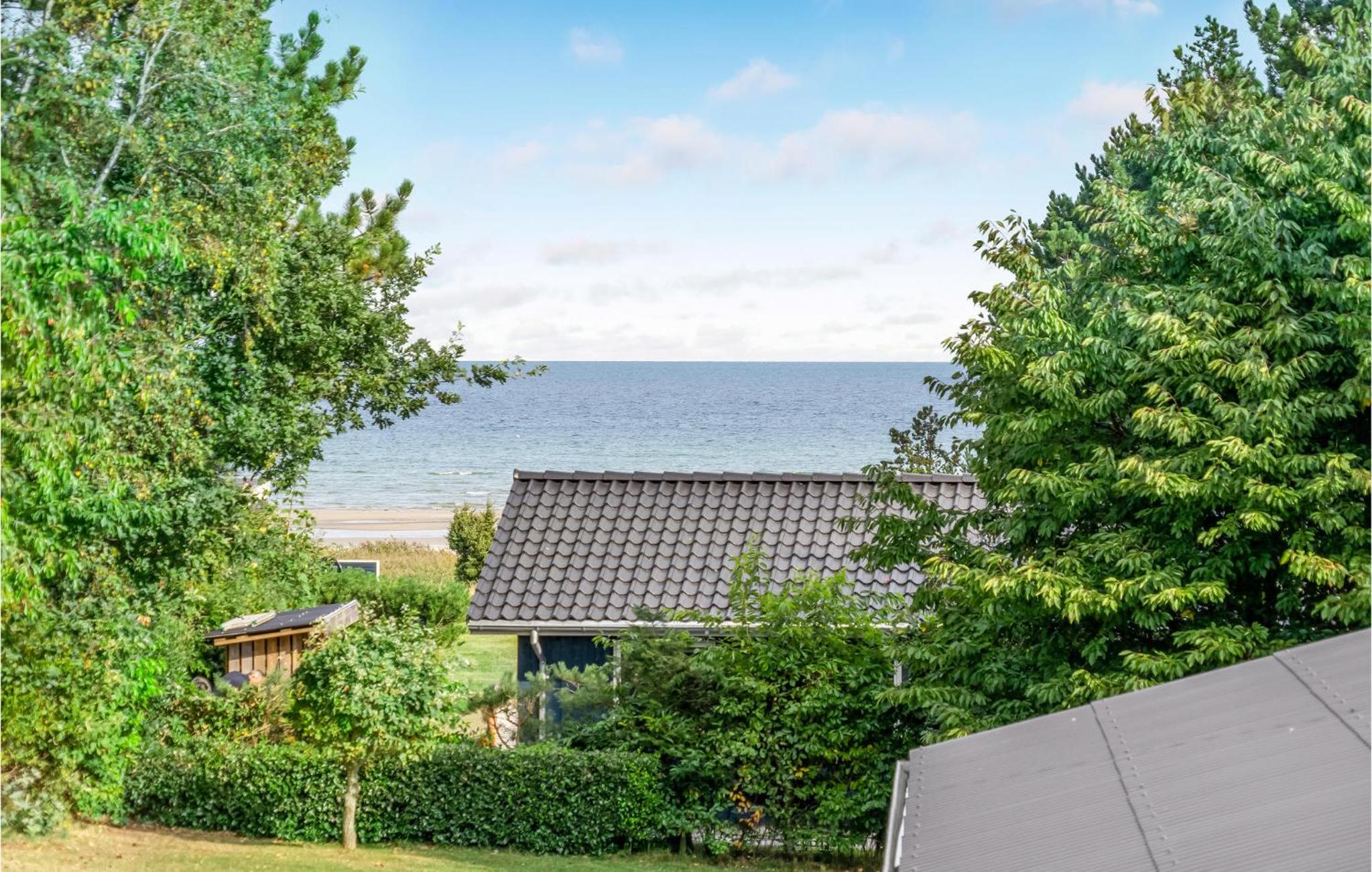 Amazing Home In Glesborg With Sauna