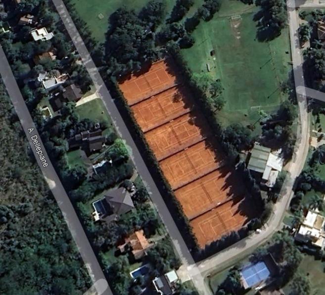 Casa en El Bosque Country Club - Campana