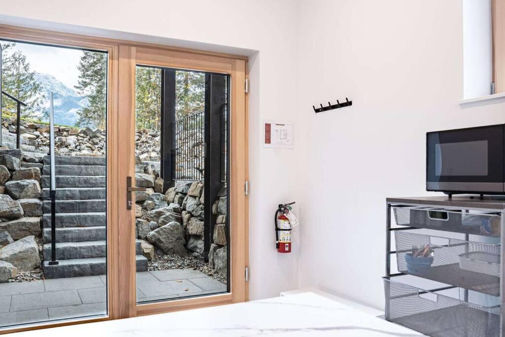 Camozzi Chalet Suite by Revelstoke Vacations