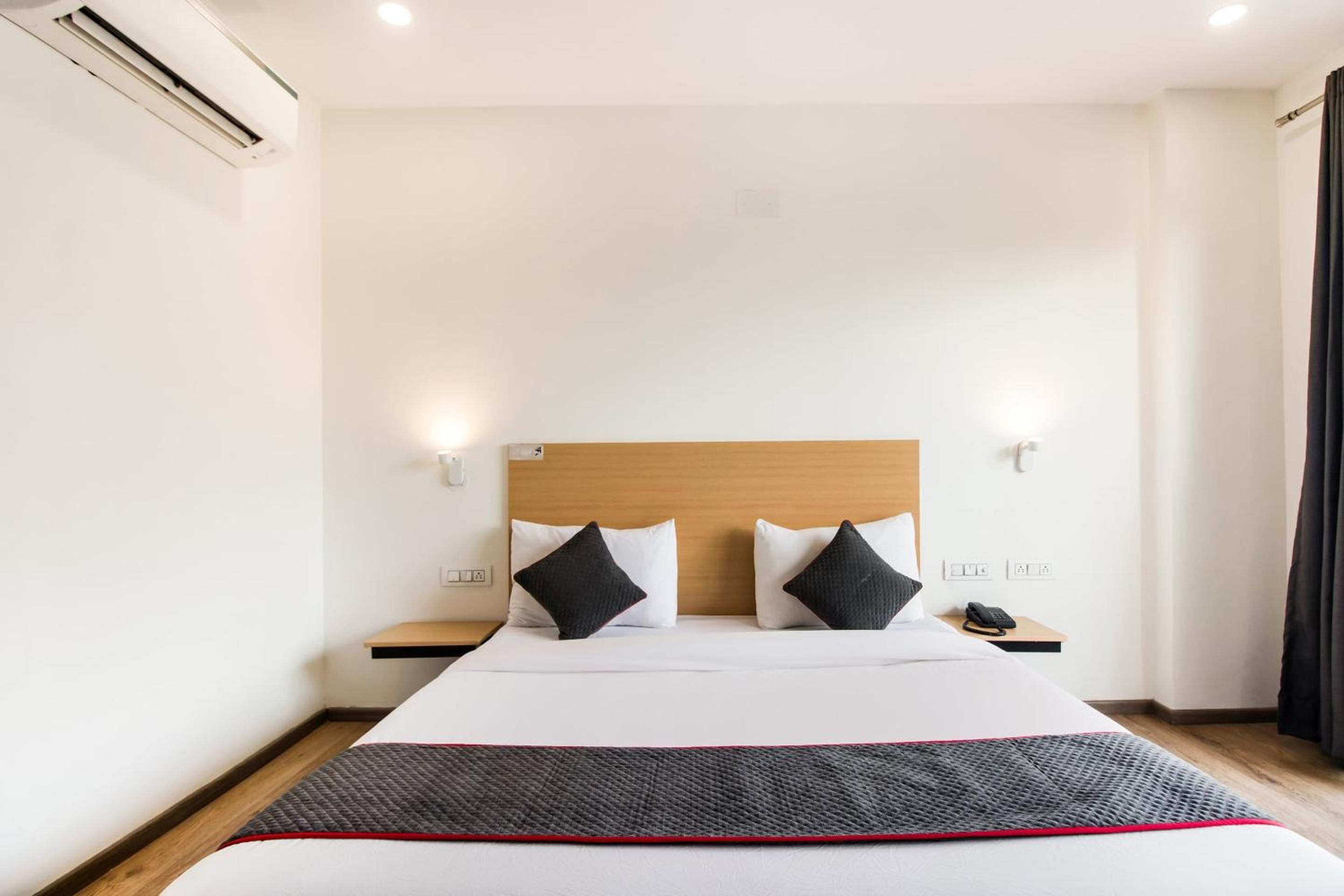 Hotel O Legend's residency