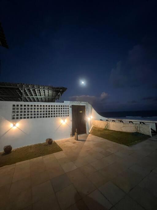 Casa Pé na Areia