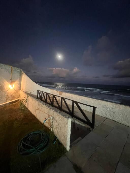 Casa Pé na Areia