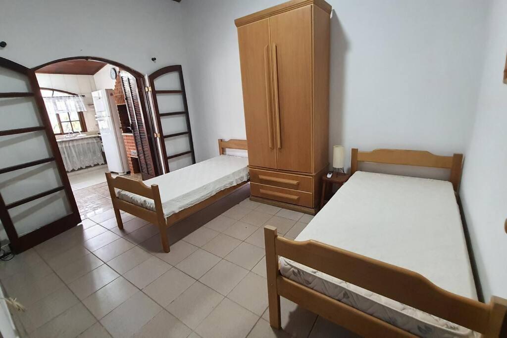 Casa na mococa fundos, ar-condicionado, condomínio