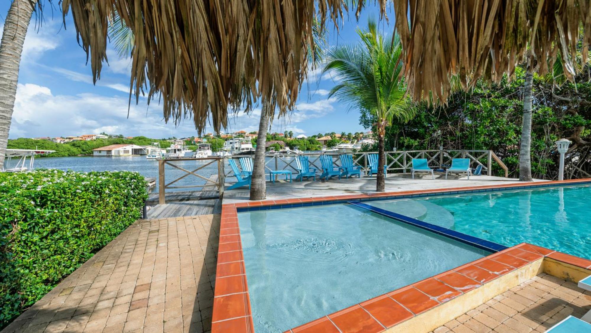 Tropical Treasure - Penthouse at the Spanish Water