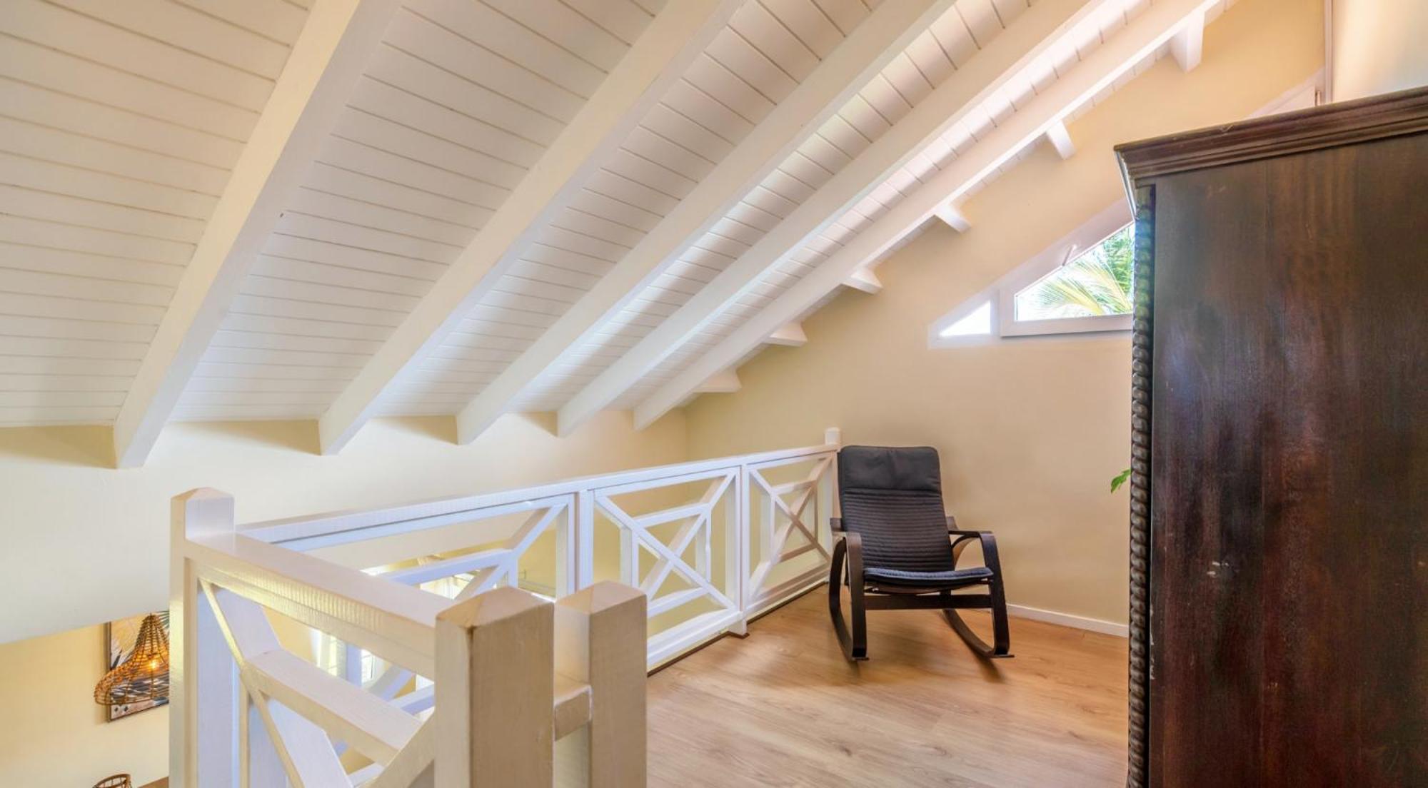 Tropical Treasure - Penthouse at the Spanish Water
