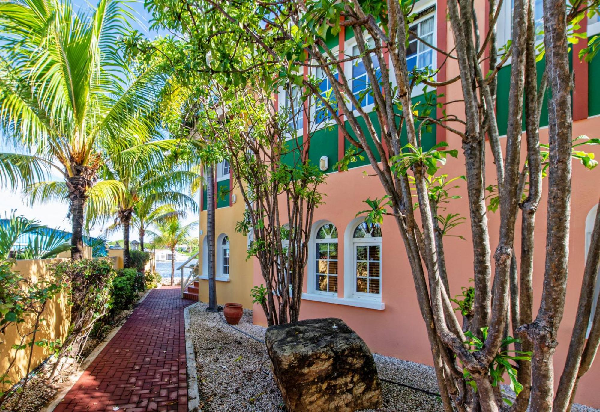 Tropical Treasure - Penthouse at the Spanish Water