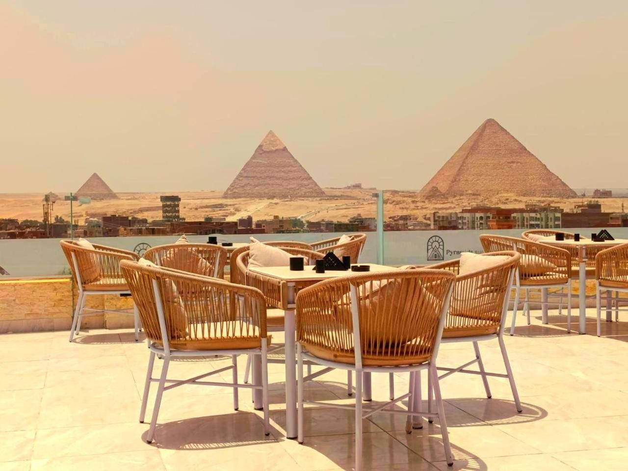 PyramidS GoLDeN TempLE HoTeL