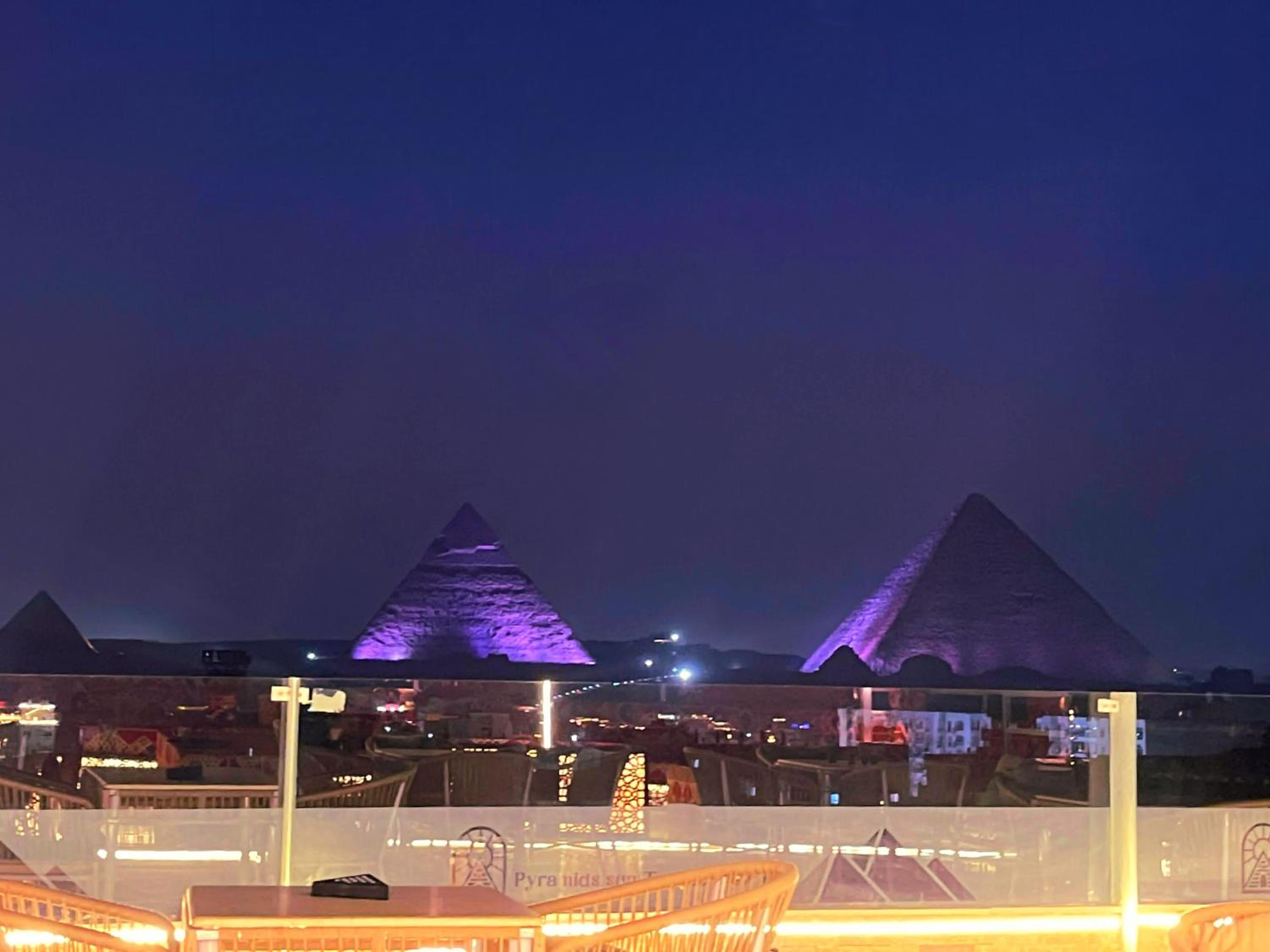 PyramidS GoLDeN TempLE HoTeL