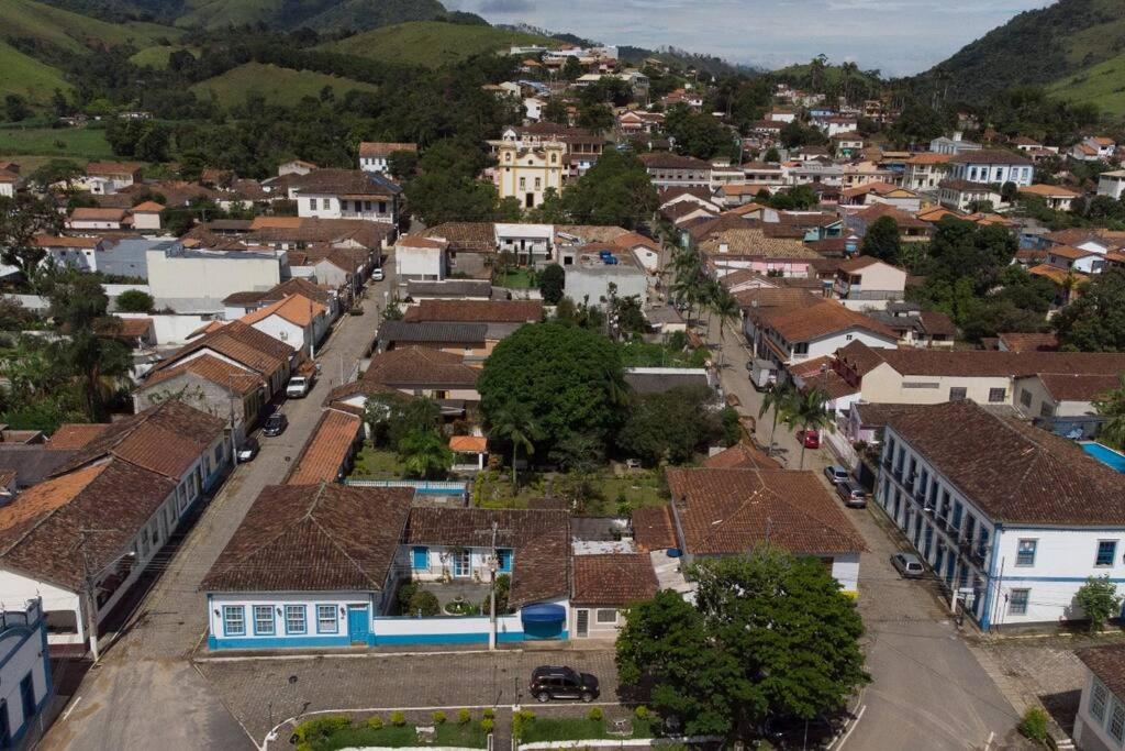 Casa Azul da Bocaina em São José do Barreiro