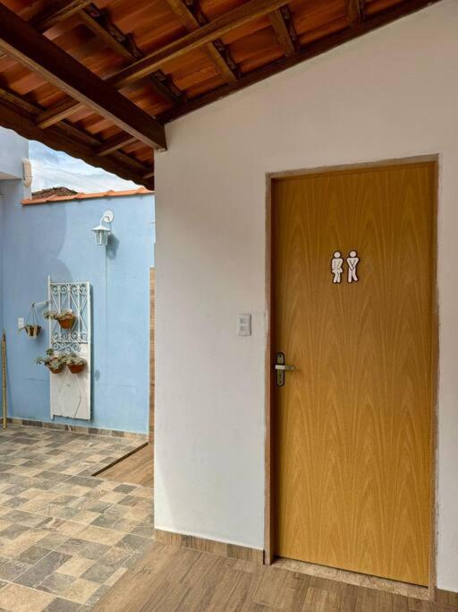 Casa Azul da Bocaina em São José do Barreiro