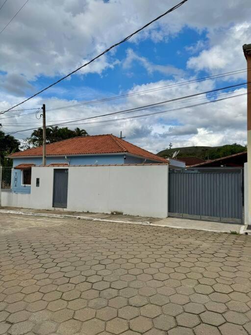 Casa Azul da Bocaina em São José do Barreiro