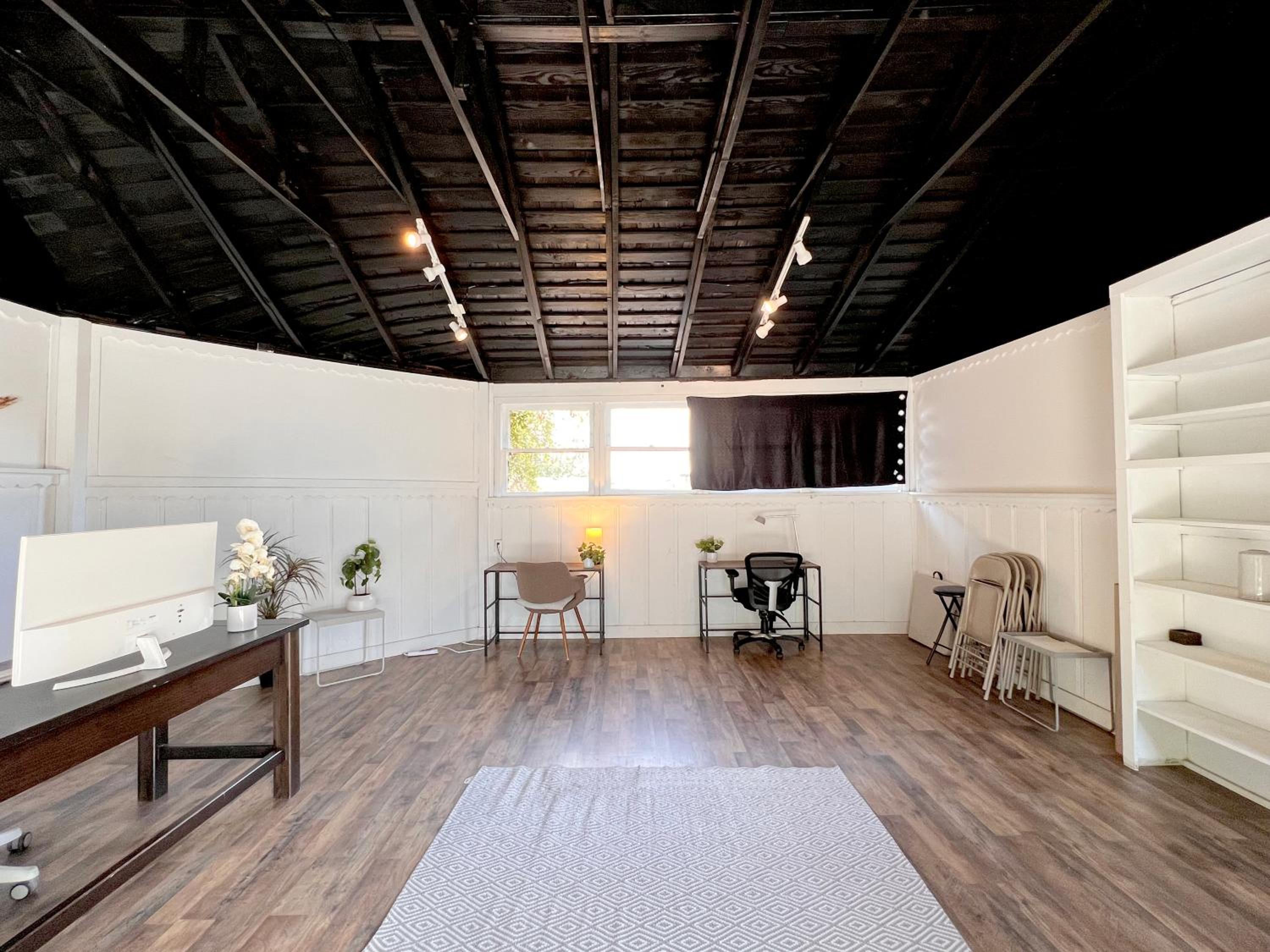 The Culver Retreat Family Oasis w Office Backyard