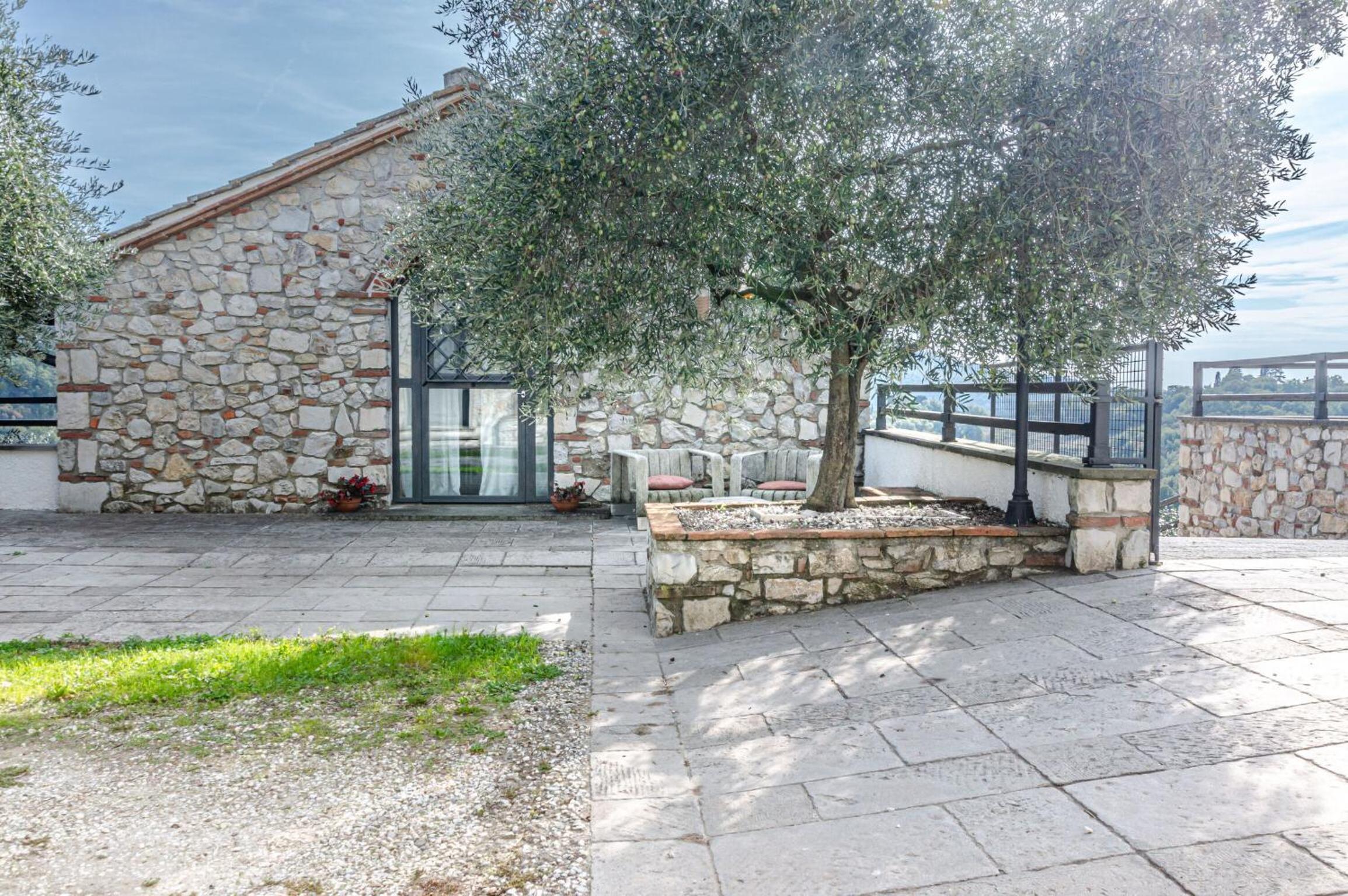Villa Crociferi