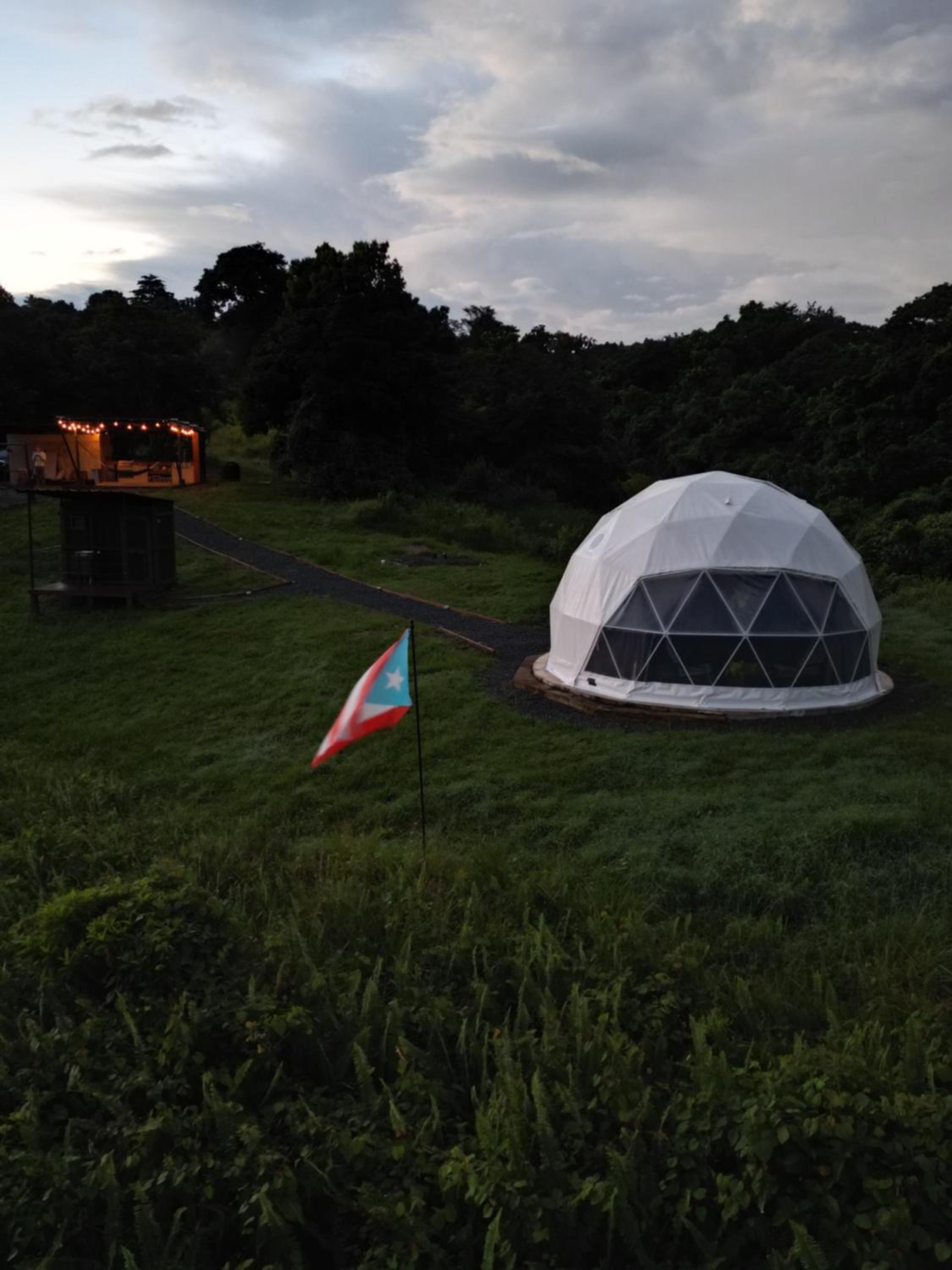 Unique Glamping Experience & Romantic Dome with Nature Escape and River - Photo 13