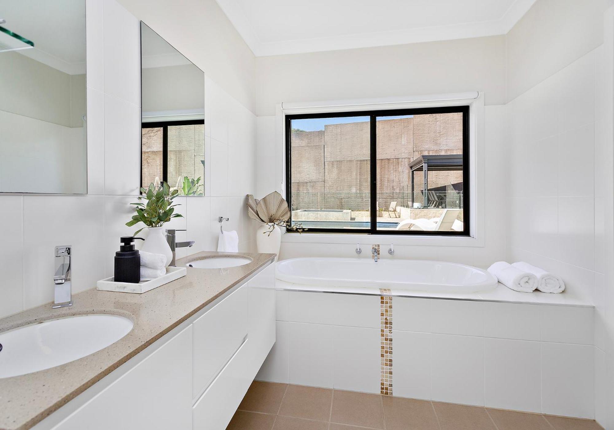 Bass Point-Shell Cove Holiday Home