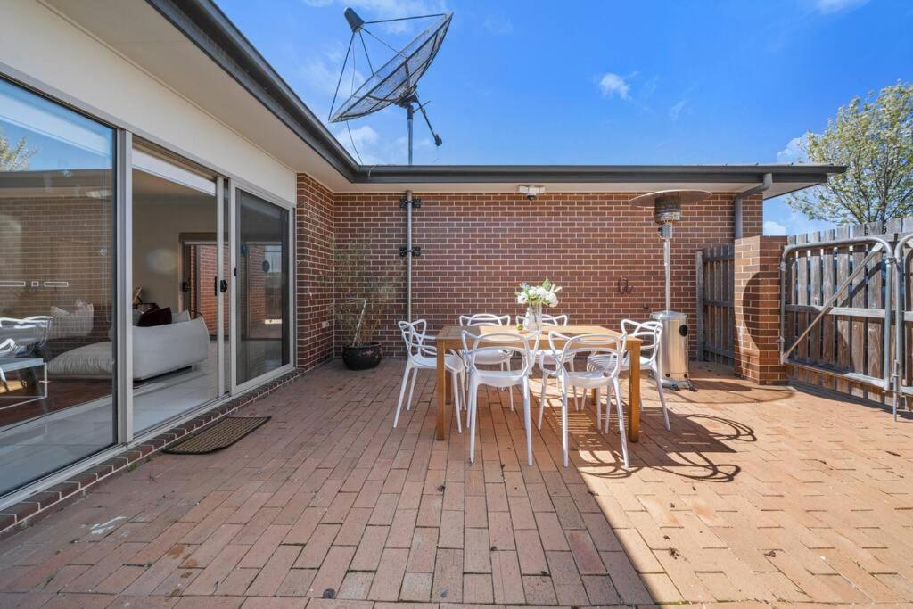Spacious 5 Bedroom Family Retreat in Franklin