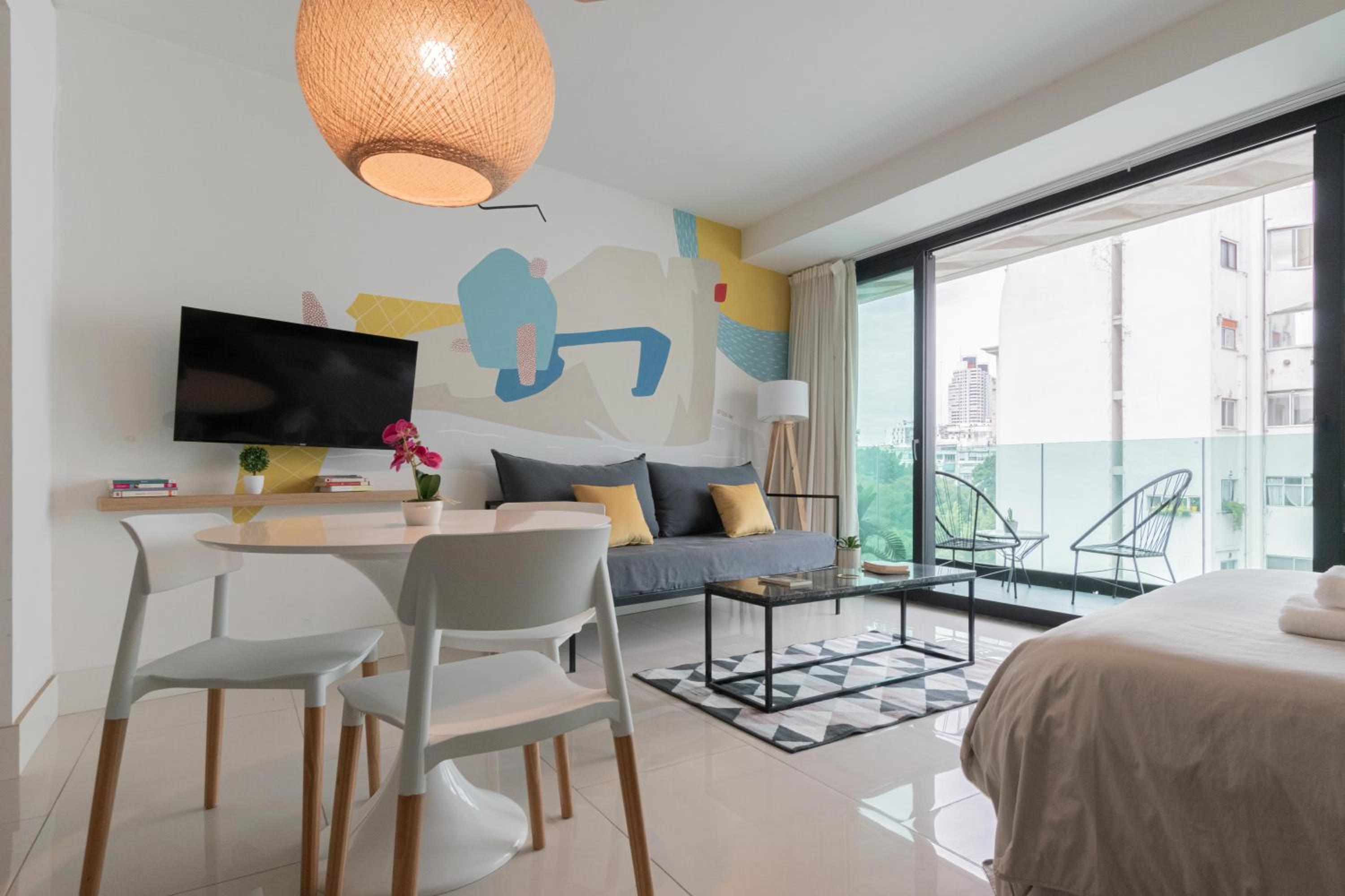 Fliphaus Armenia - Lux Lofts Botanico