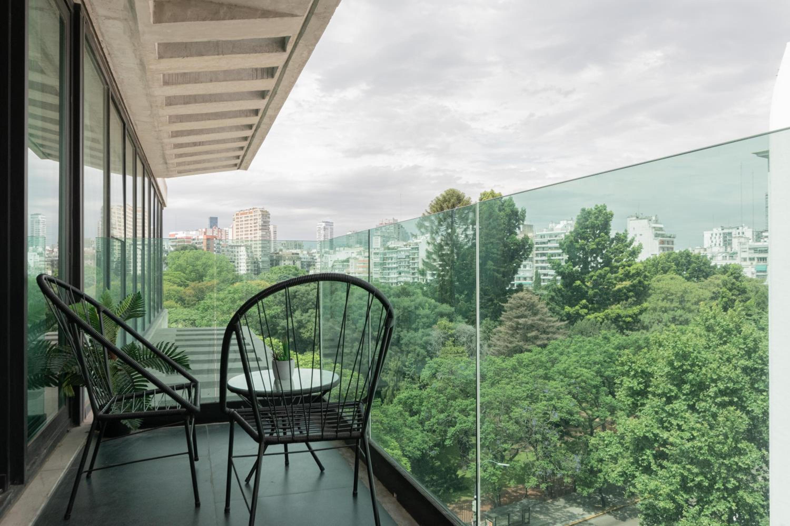 Fliphaus Armenia - Lux Lofts Botanico