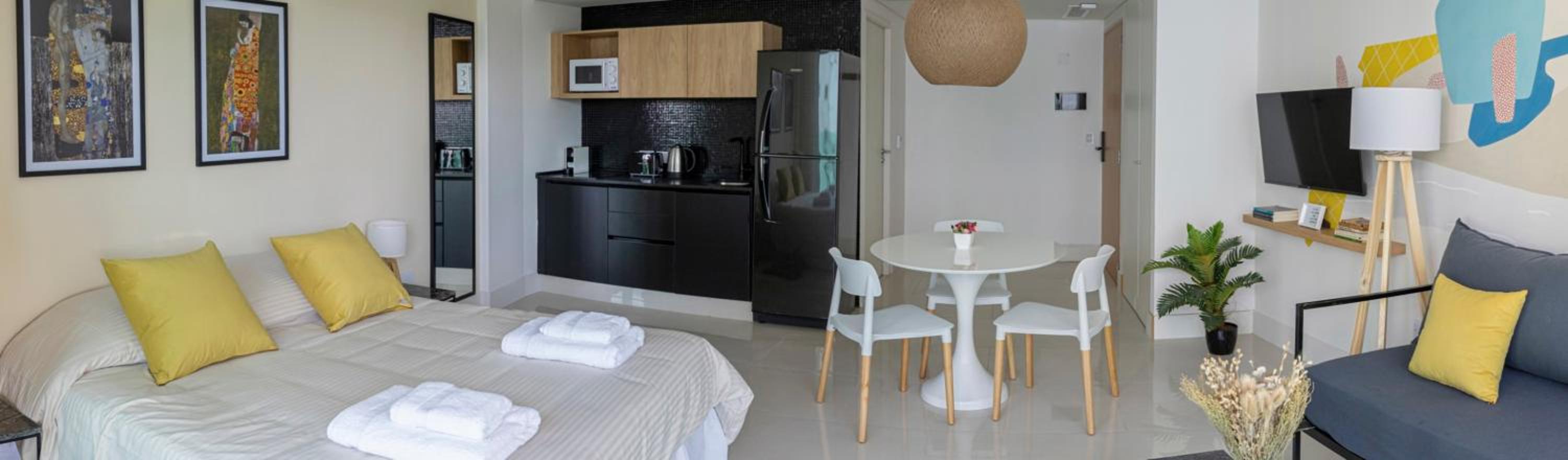 Fliphaus Armenia - Lux Lofts Botanico