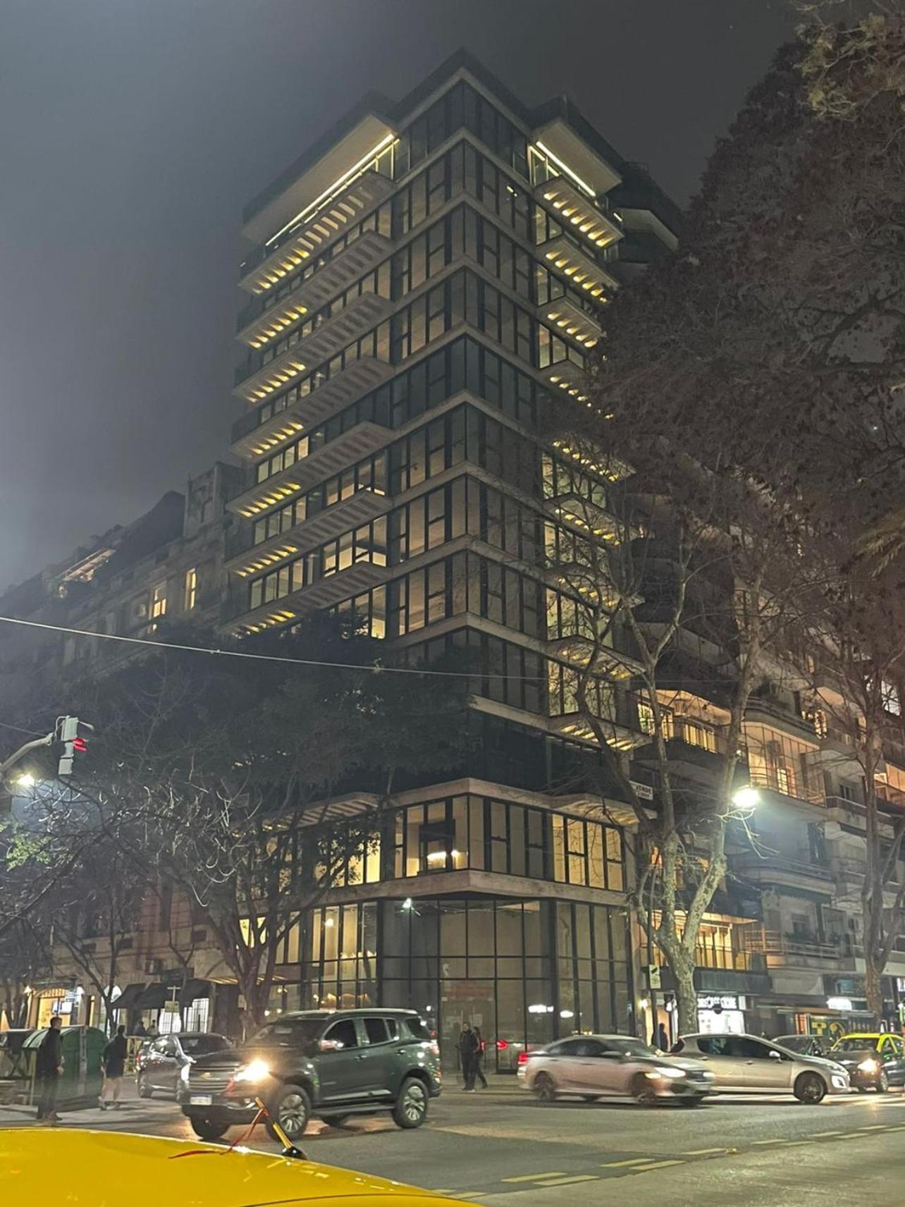 Fliphaus Armenia - Lux Lofts Botanico