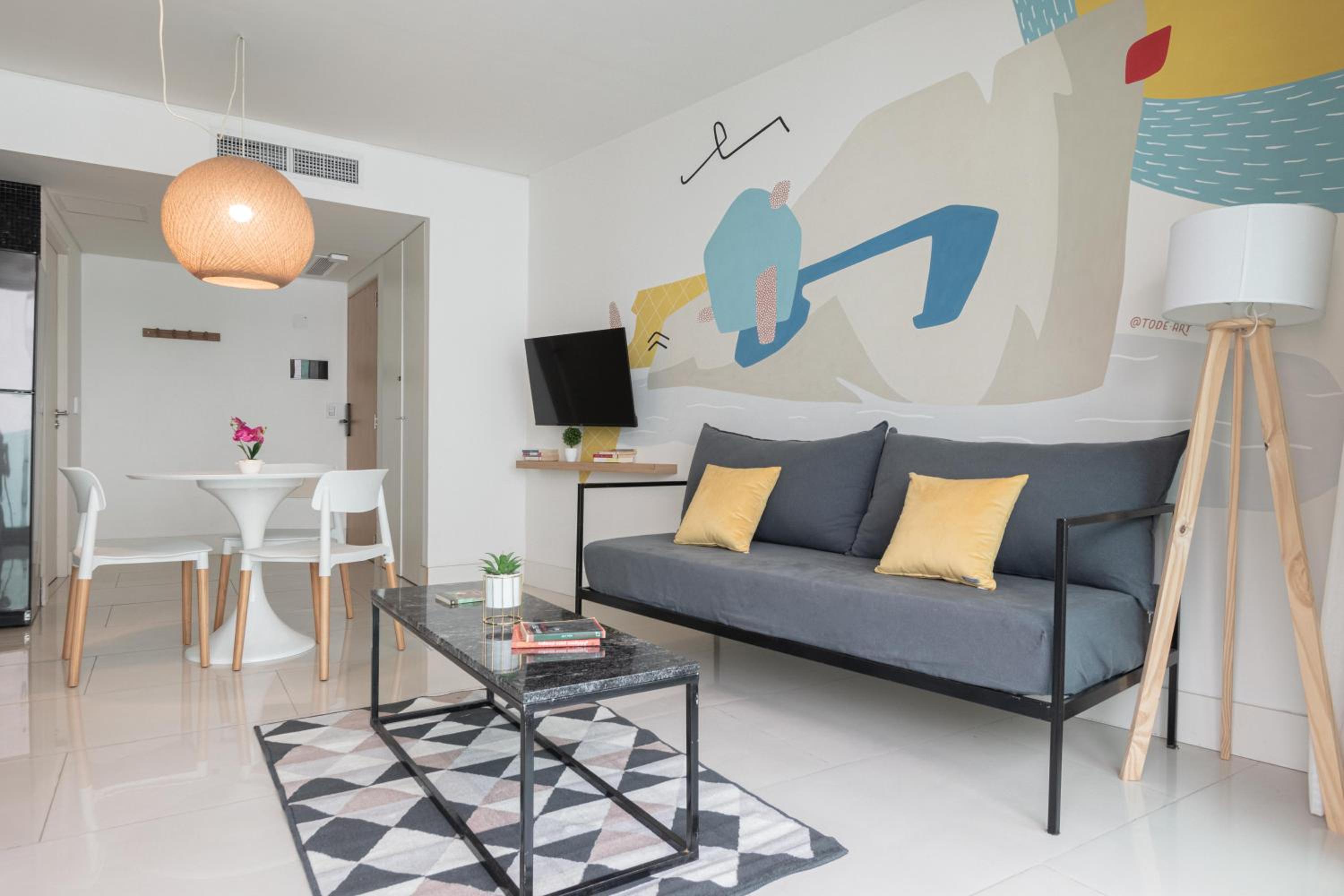 Fliphaus Armenia - Lux Lofts Botanico