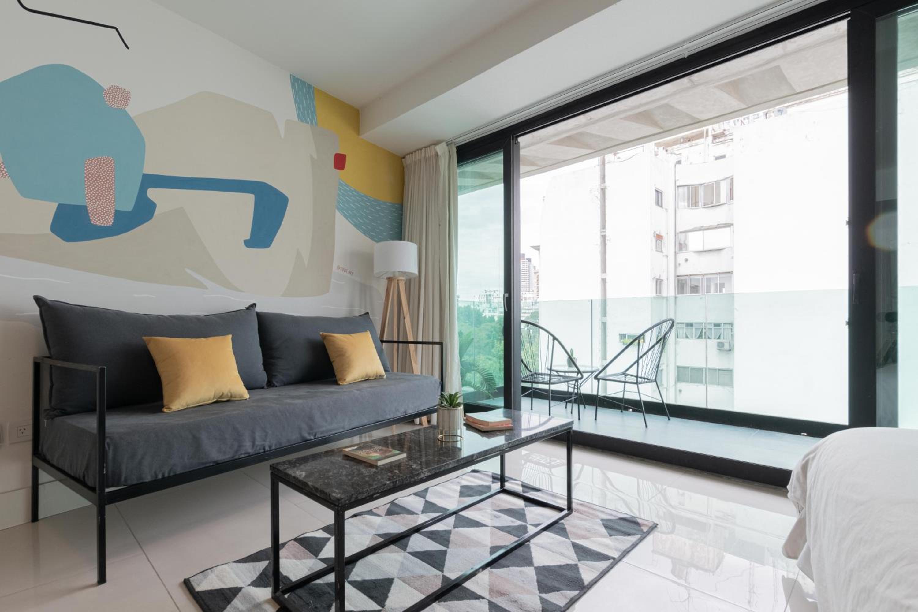 Fliphaus Armenia - Lux Lofts Botanico