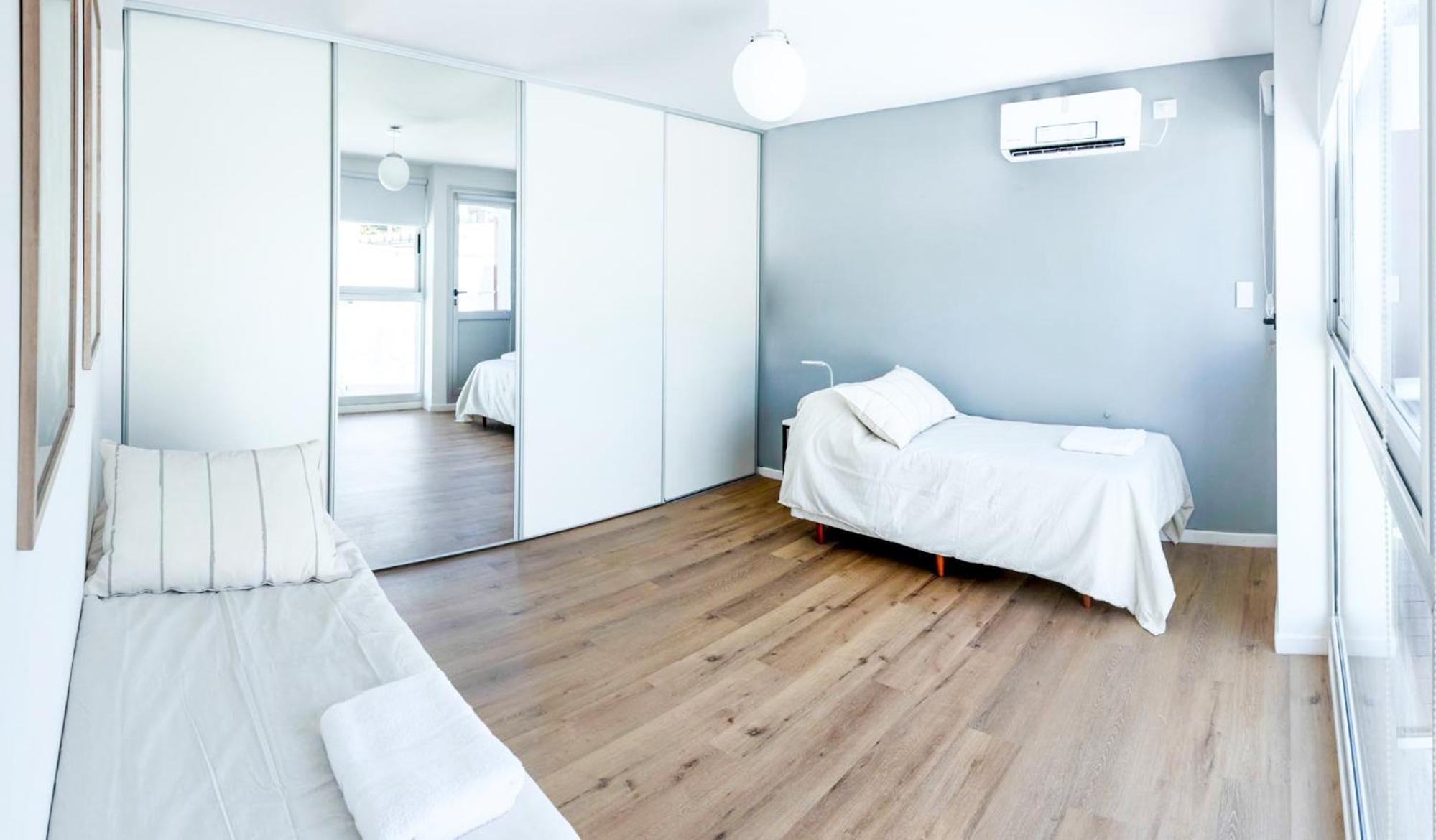 Fliphaus Loyola 1500 - Lux House Palermo Holly