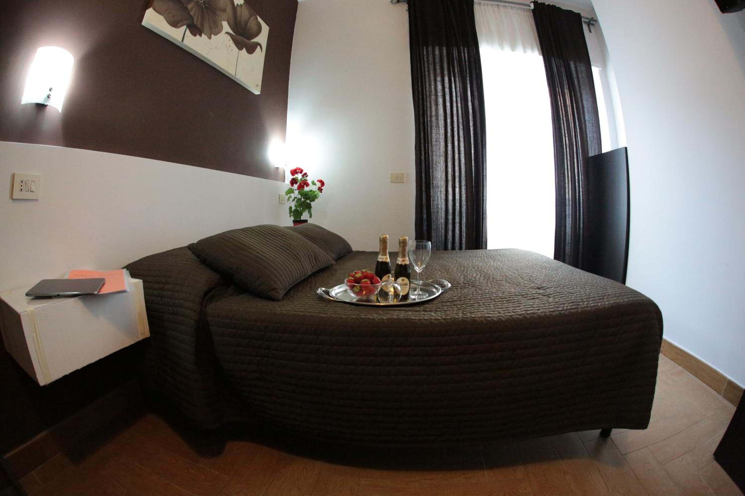 Lungotevere Testaccio 6 Roma - Apartments